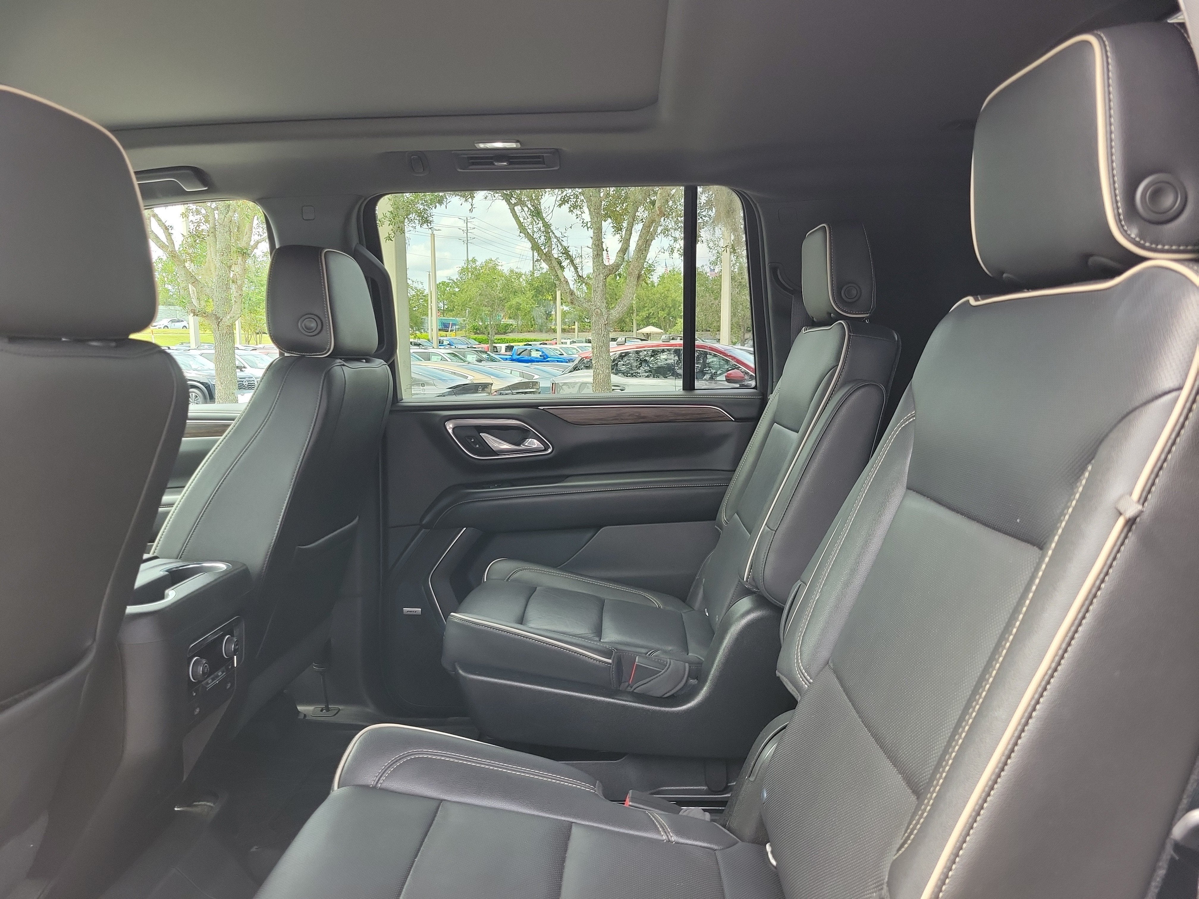 2021 Chevrolet Suburban Premier