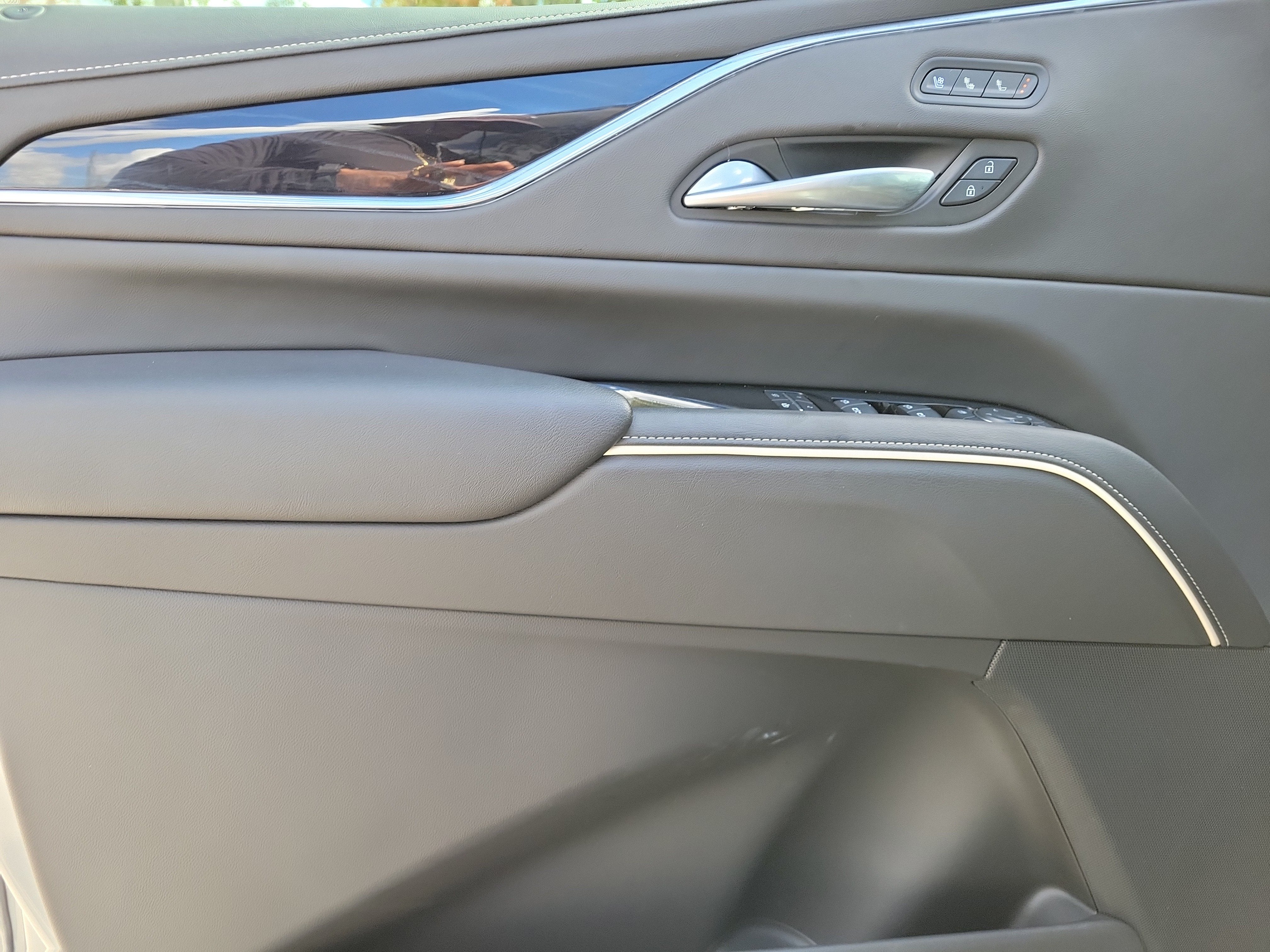 2024 Cadillac Escalade ESV 4WD Sport