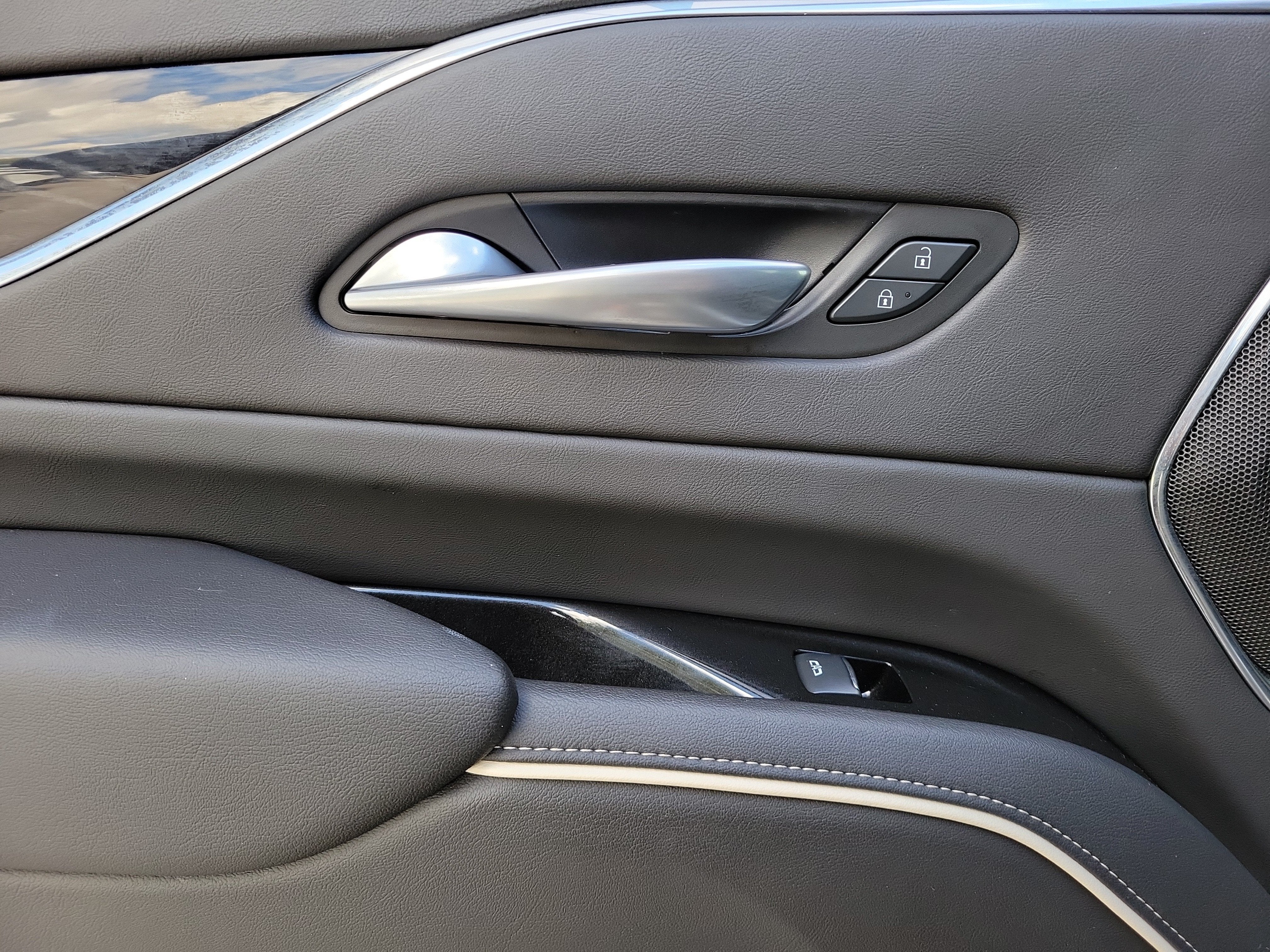 2024 Cadillac Escalade ESV 4WD Sport