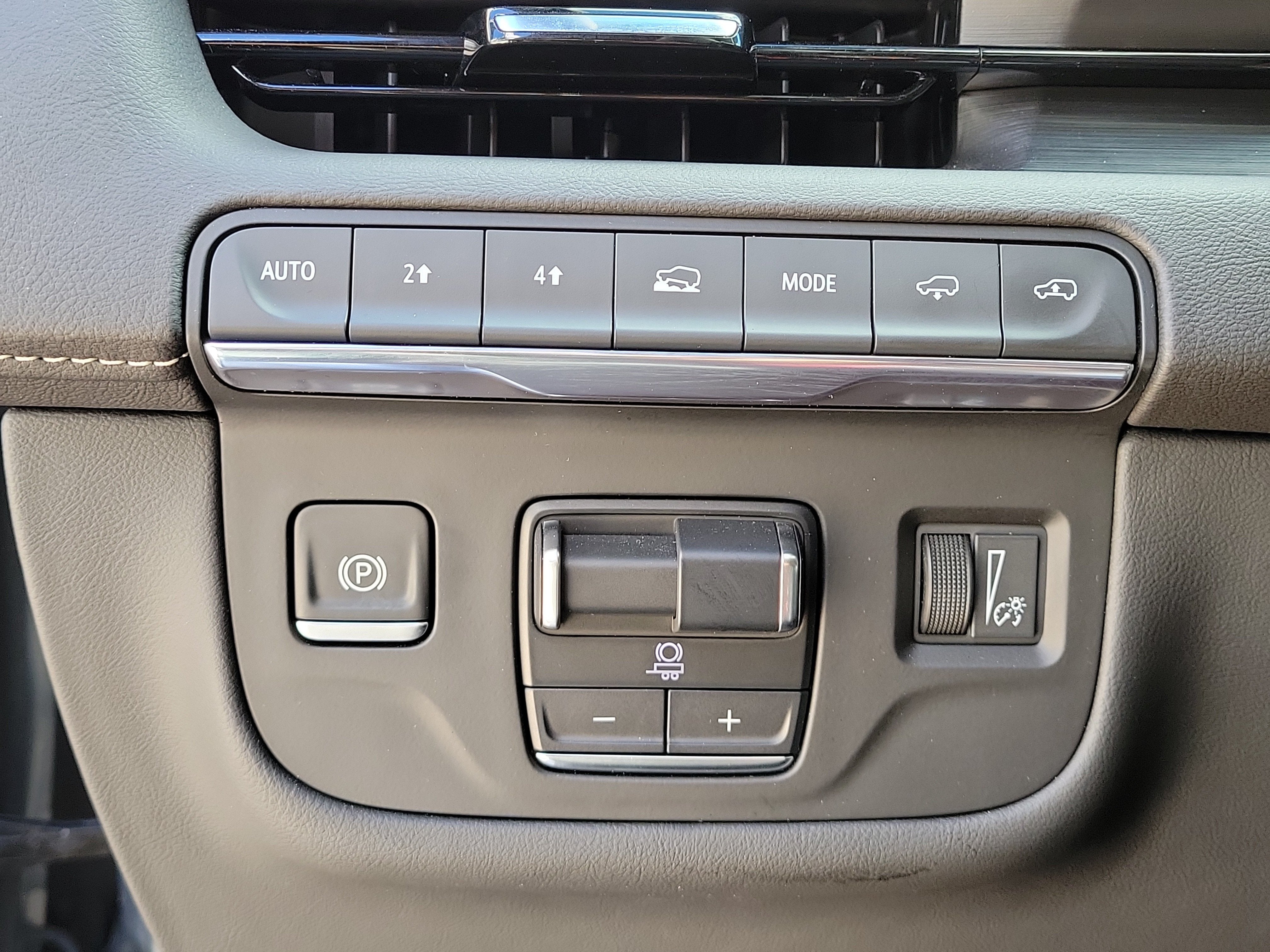 2024 Cadillac Escalade ESV 4WD Sport