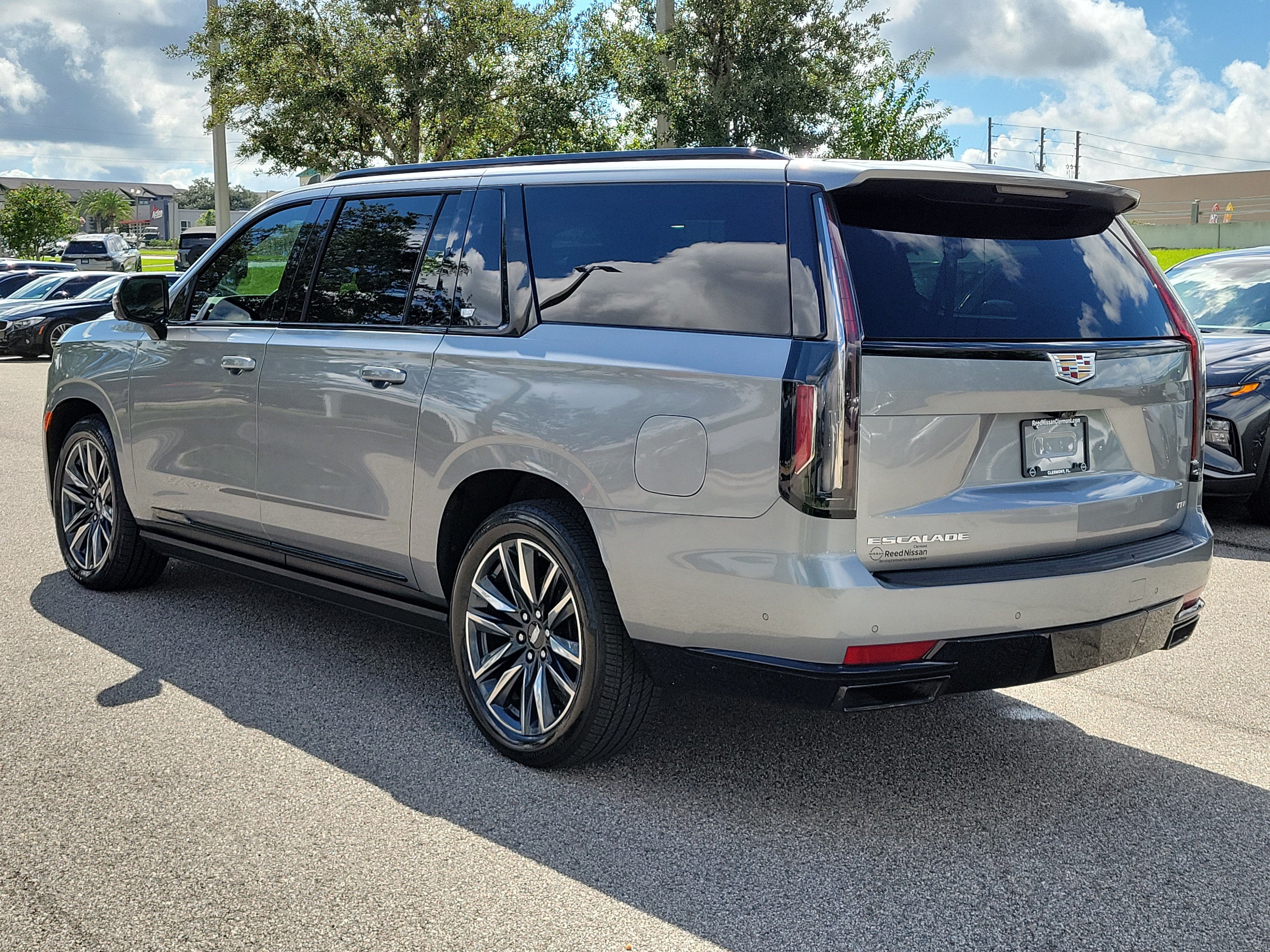 2024 Cadillac Escalade ESV 4WD Sport