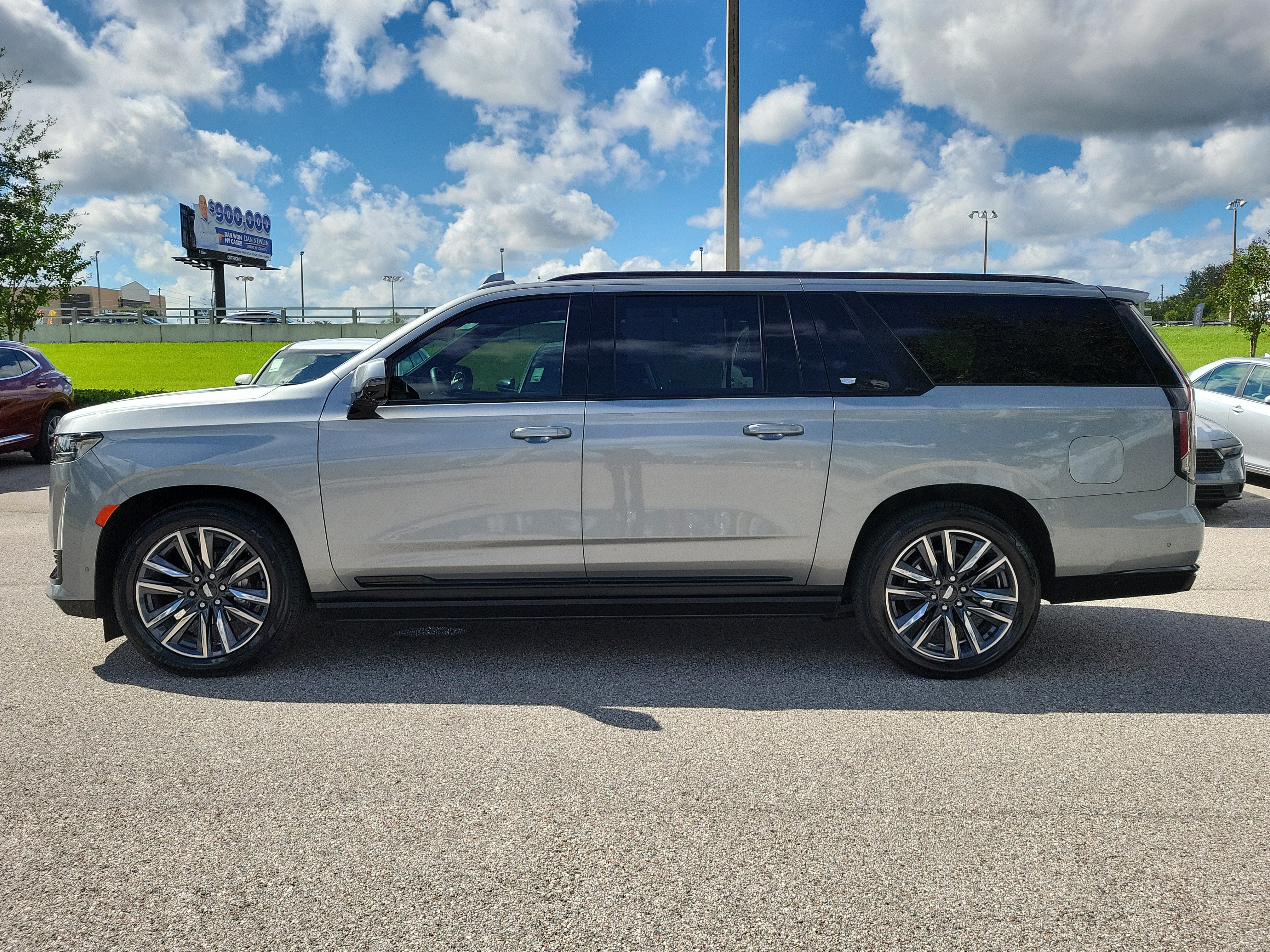 2024 Cadillac Escalade ESV 4WD Sport