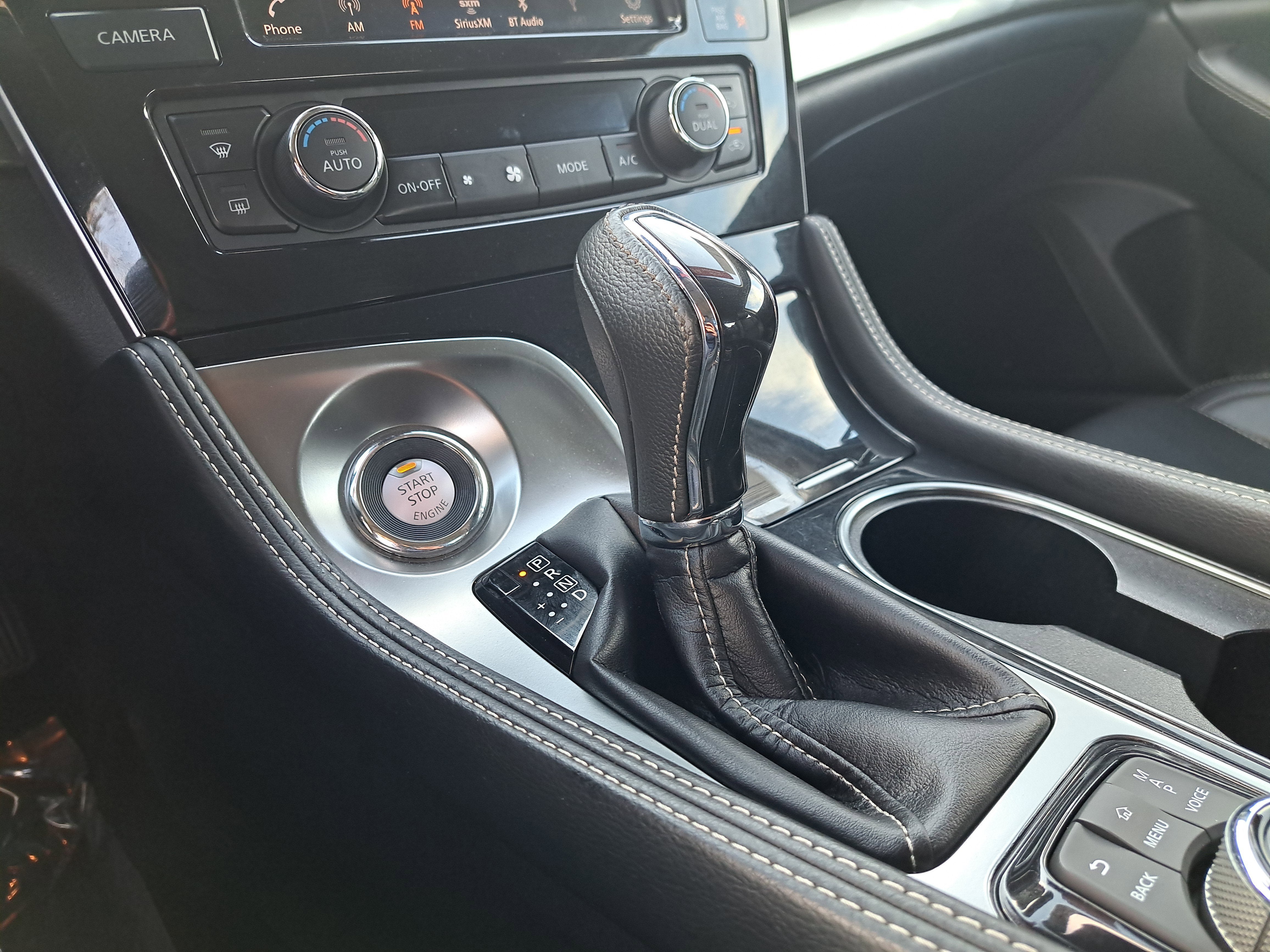 2022 Nissan Maxima SV