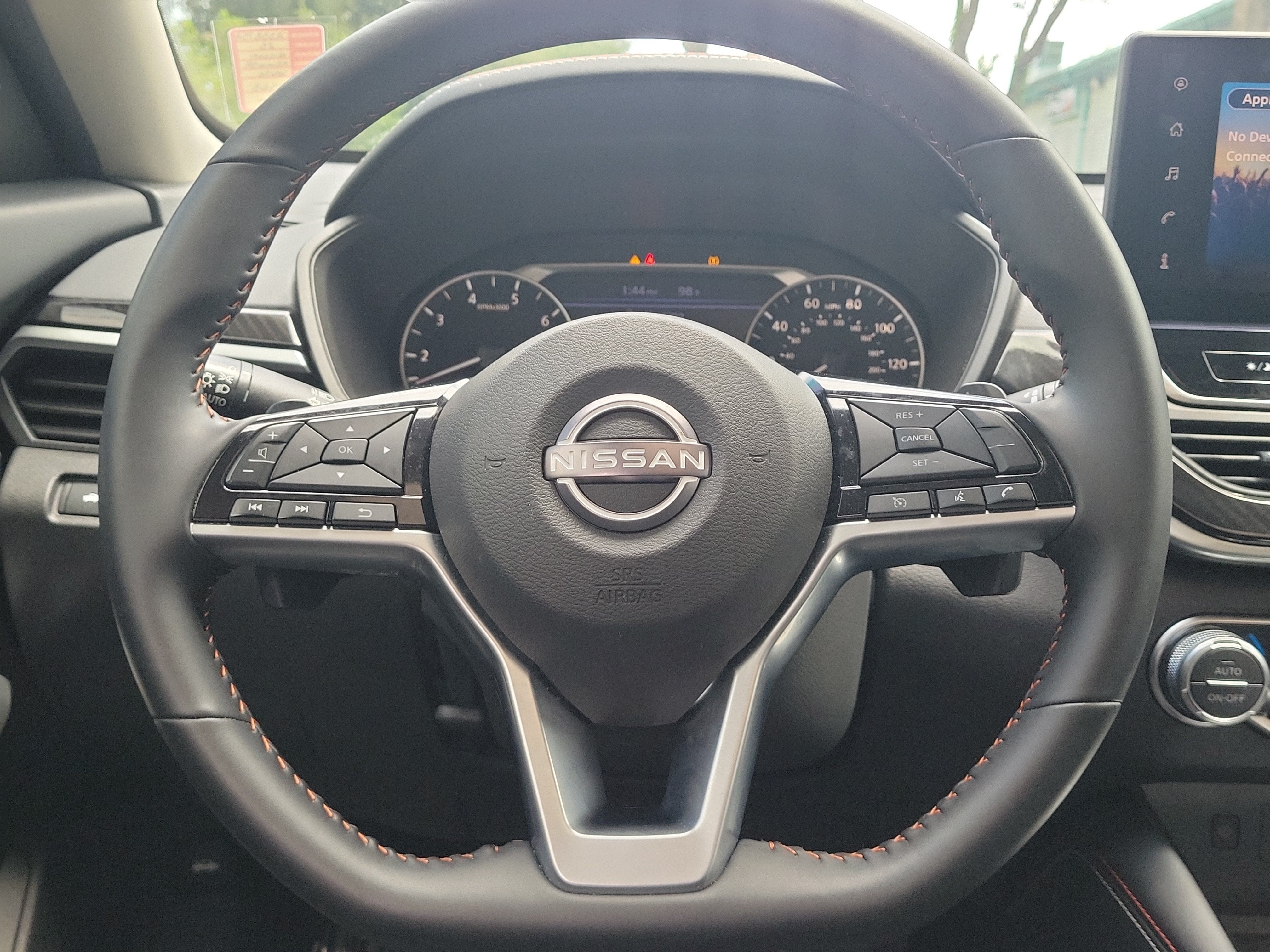 2025 Nissan Altima SR