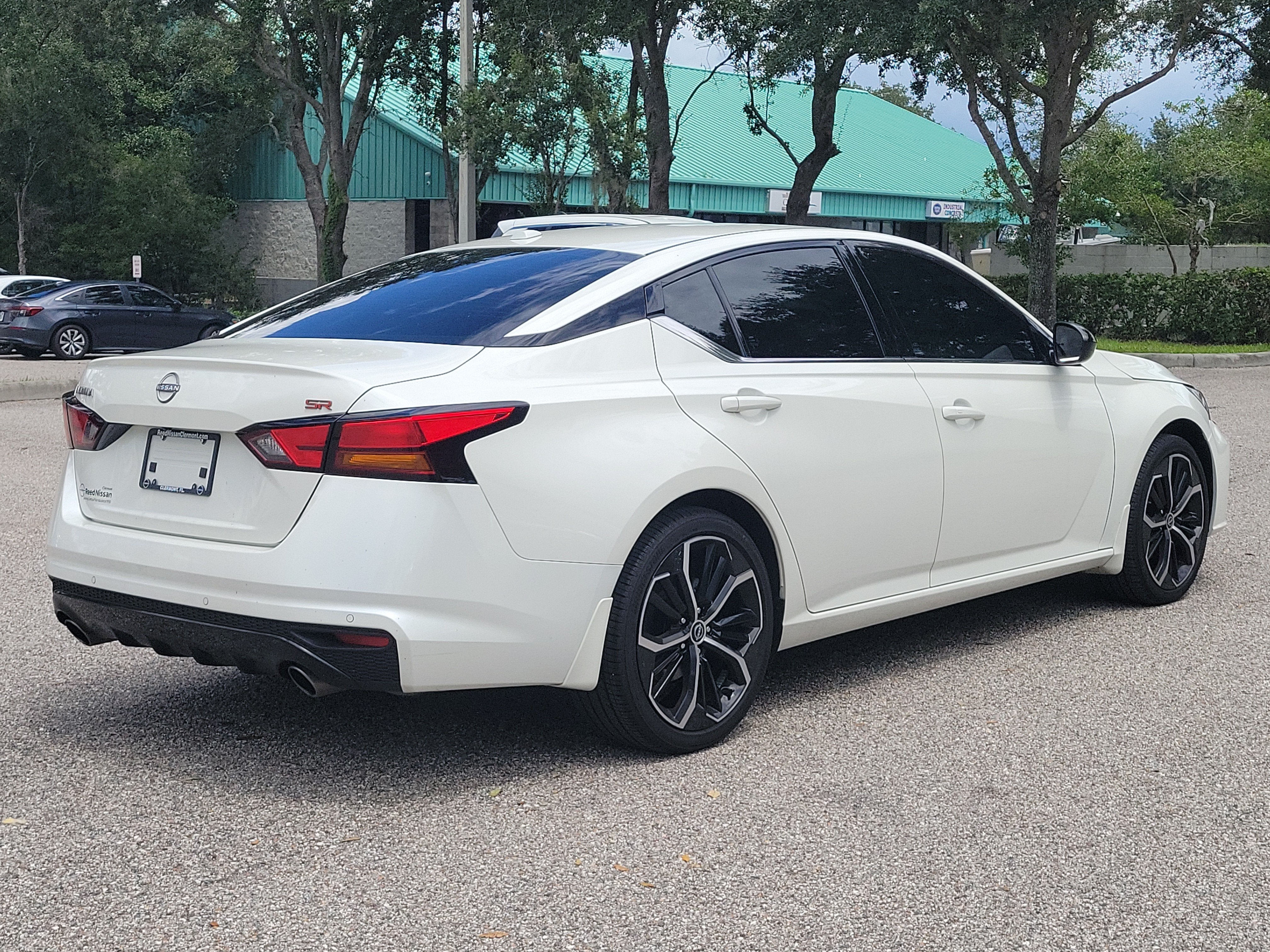2025 Nissan Altima SR
