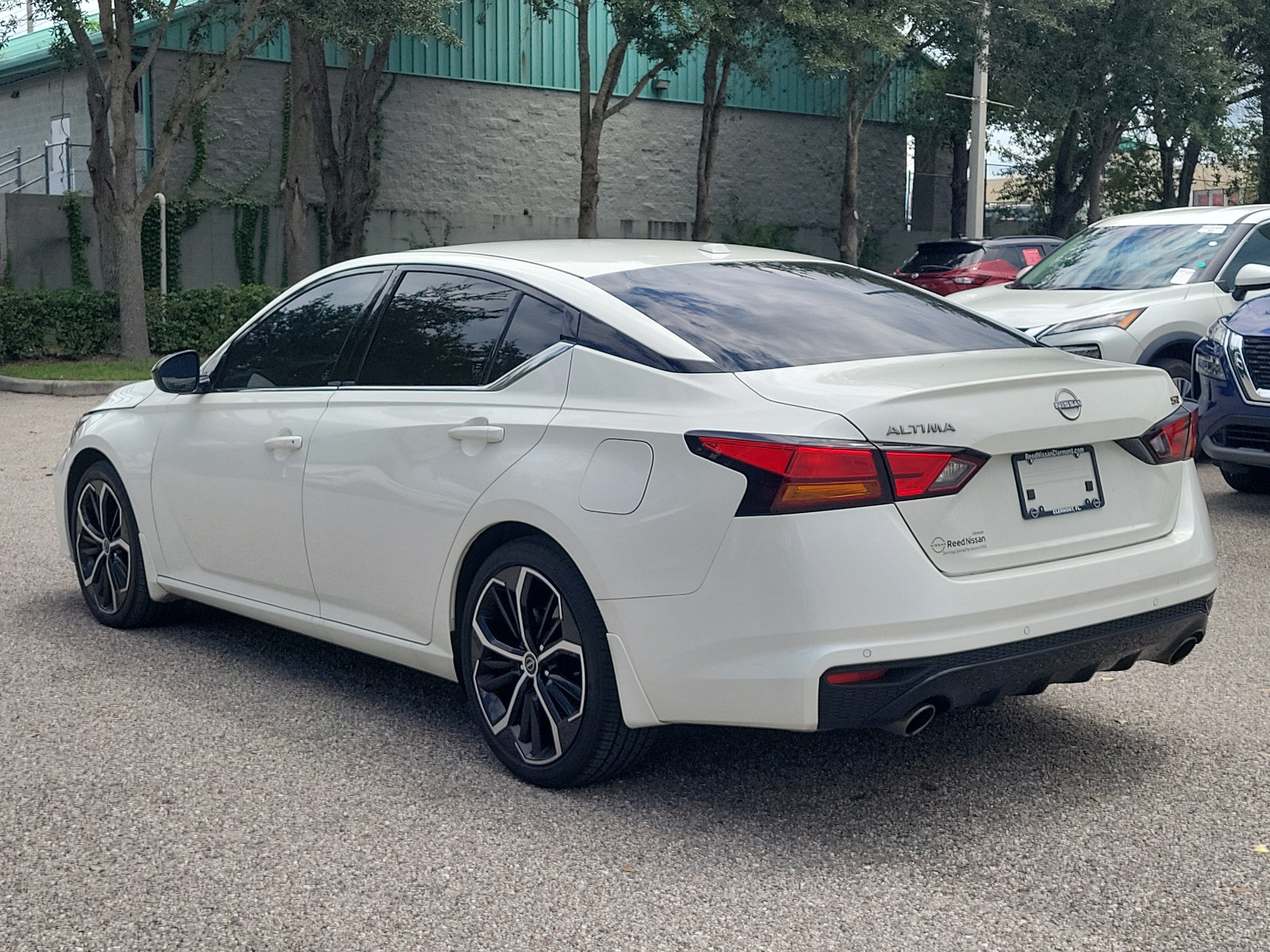 2025 Nissan Altima SR
