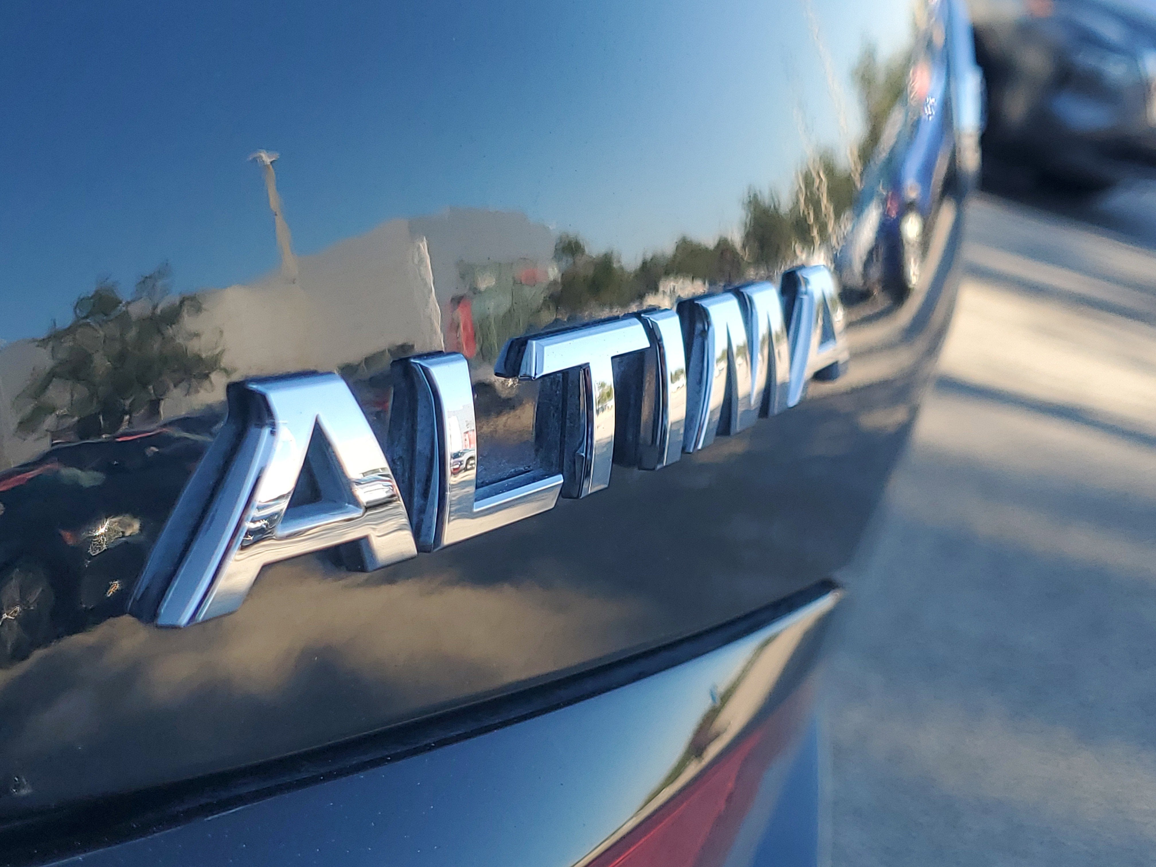 2022 Nissan Altima 2.5 SV