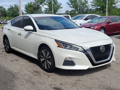 2021 Nissan Altima 2.5 SV