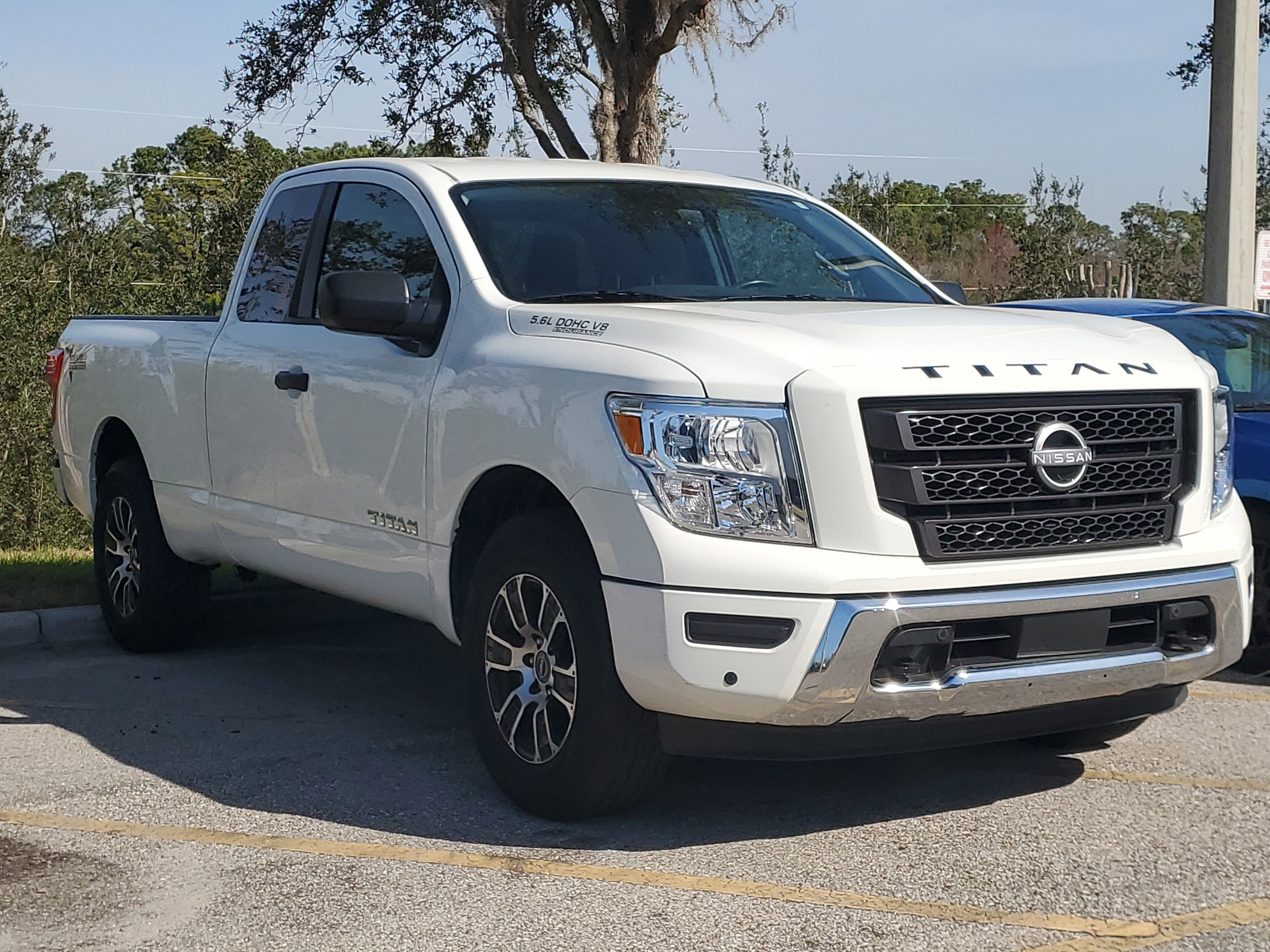 2024 Nissan Titan SV