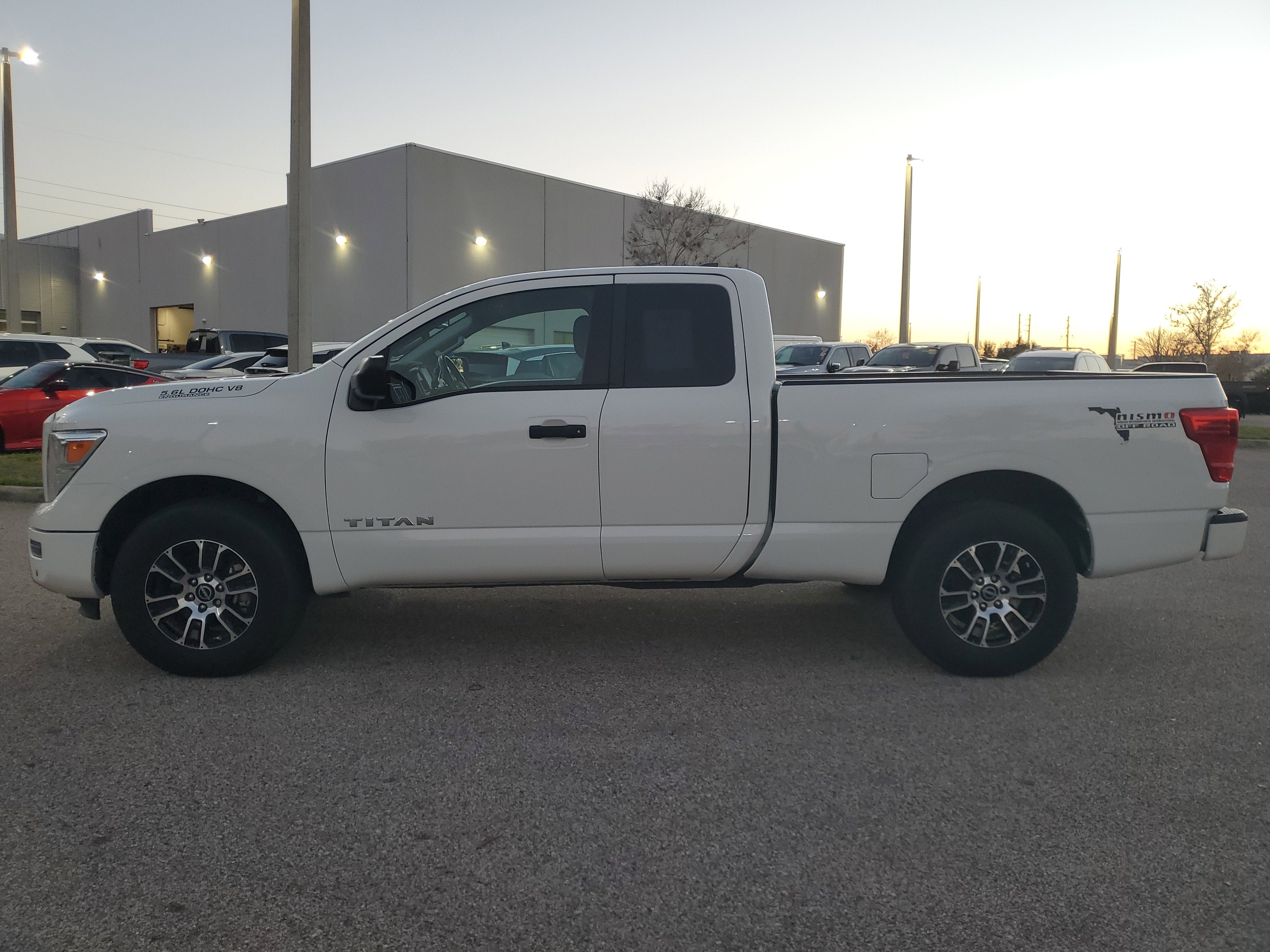 2024 Nissan Titan SV