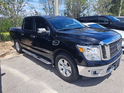 2017 Nissan Titan SV
