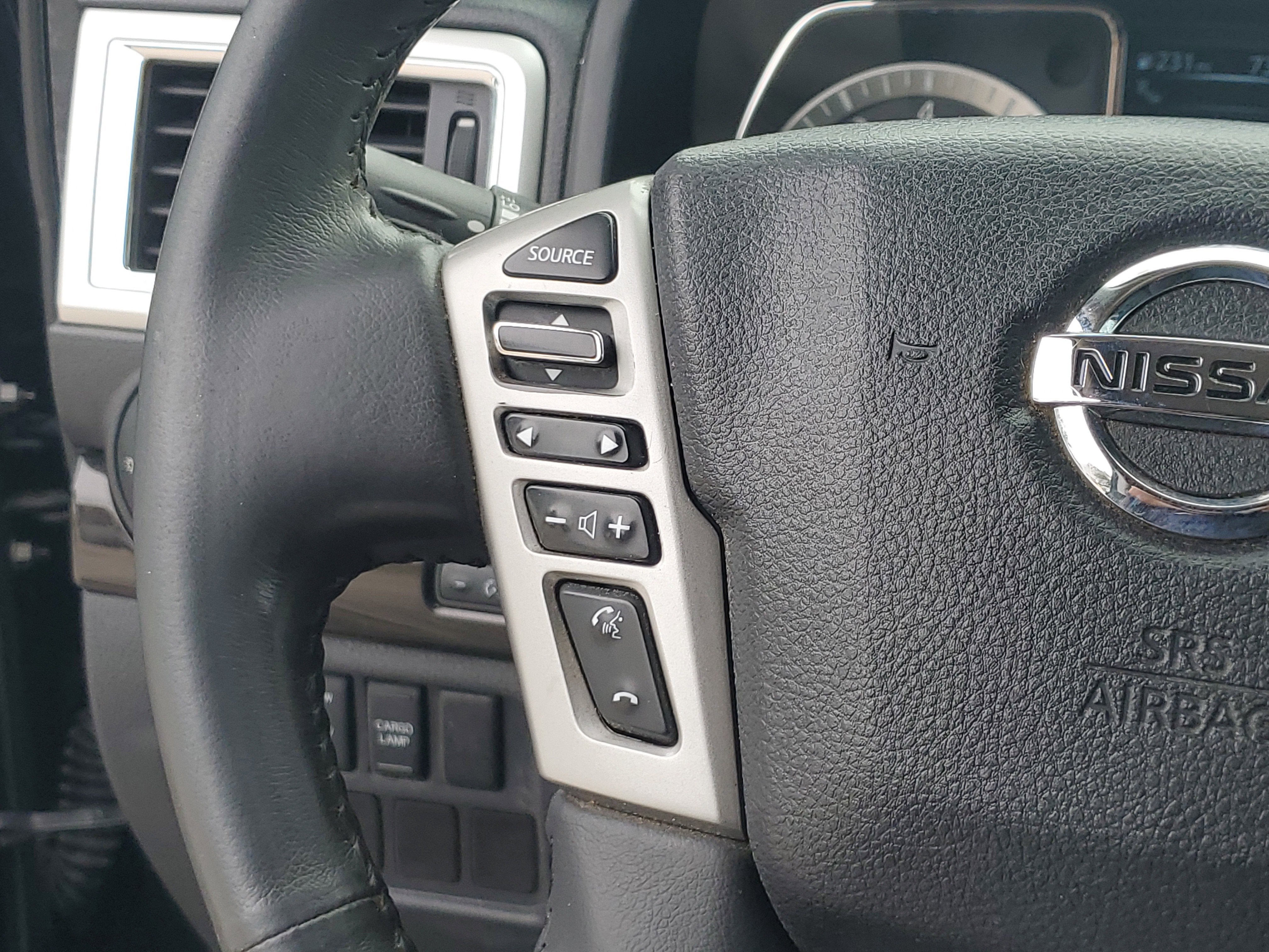 2017 Nissan Titan SV