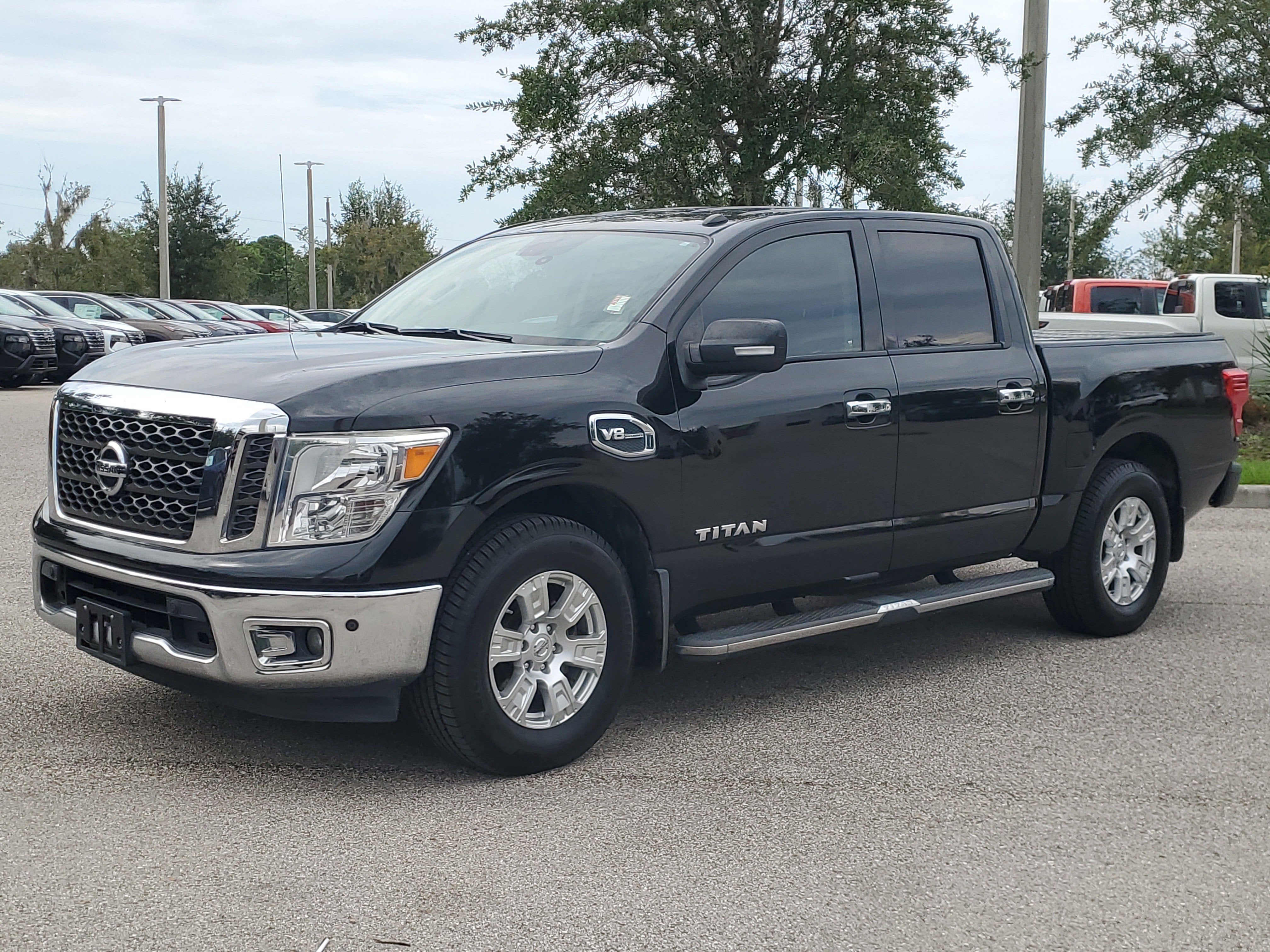 2017 Nissan Titan SV