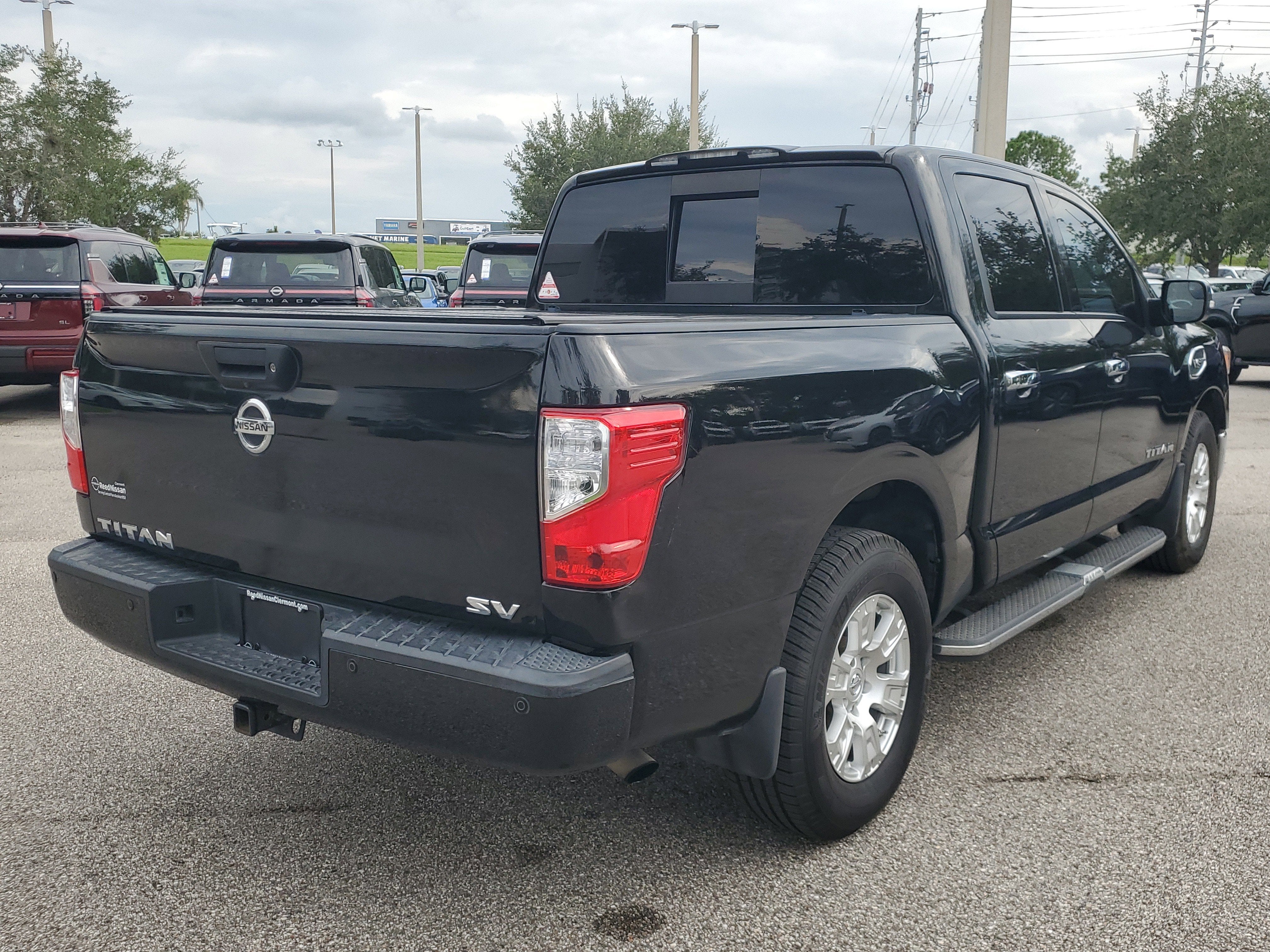 2017 Nissan Titan SV