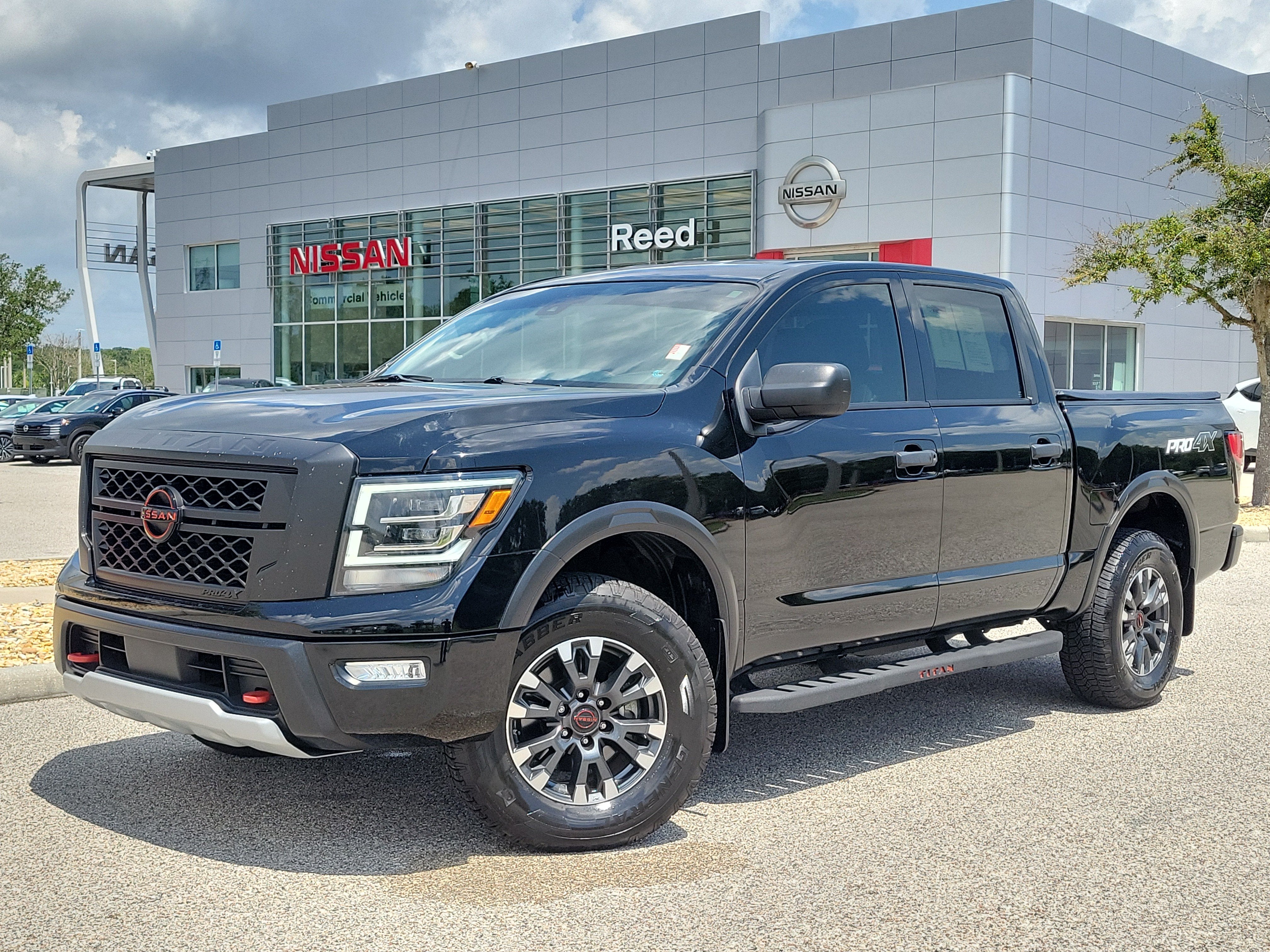 2024 Nissan Titan PRO-4X