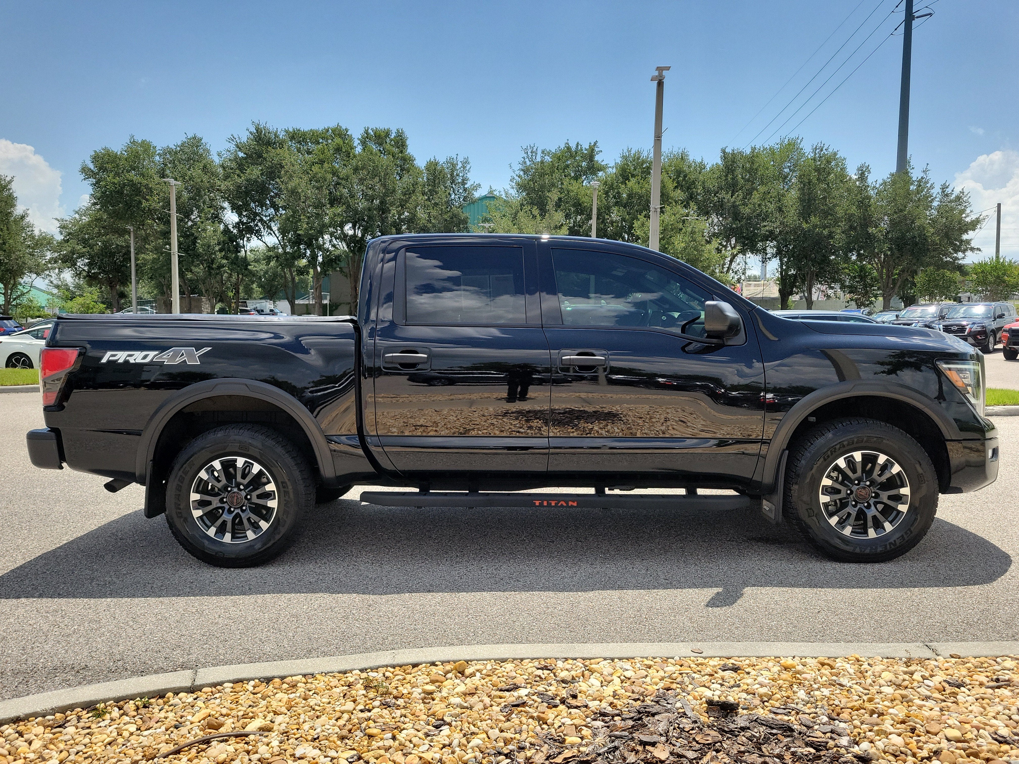 2024 Nissan Titan PRO-4X