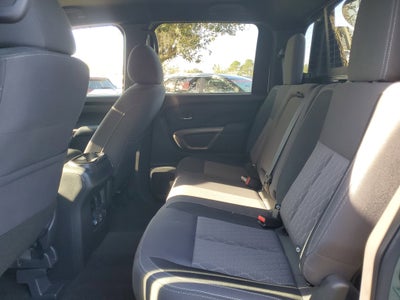 2024 Nissan Titan SV