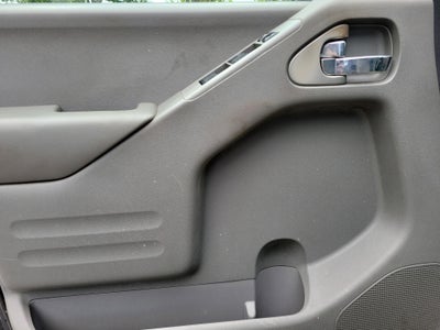 2017 Nissan Frontier SV V6