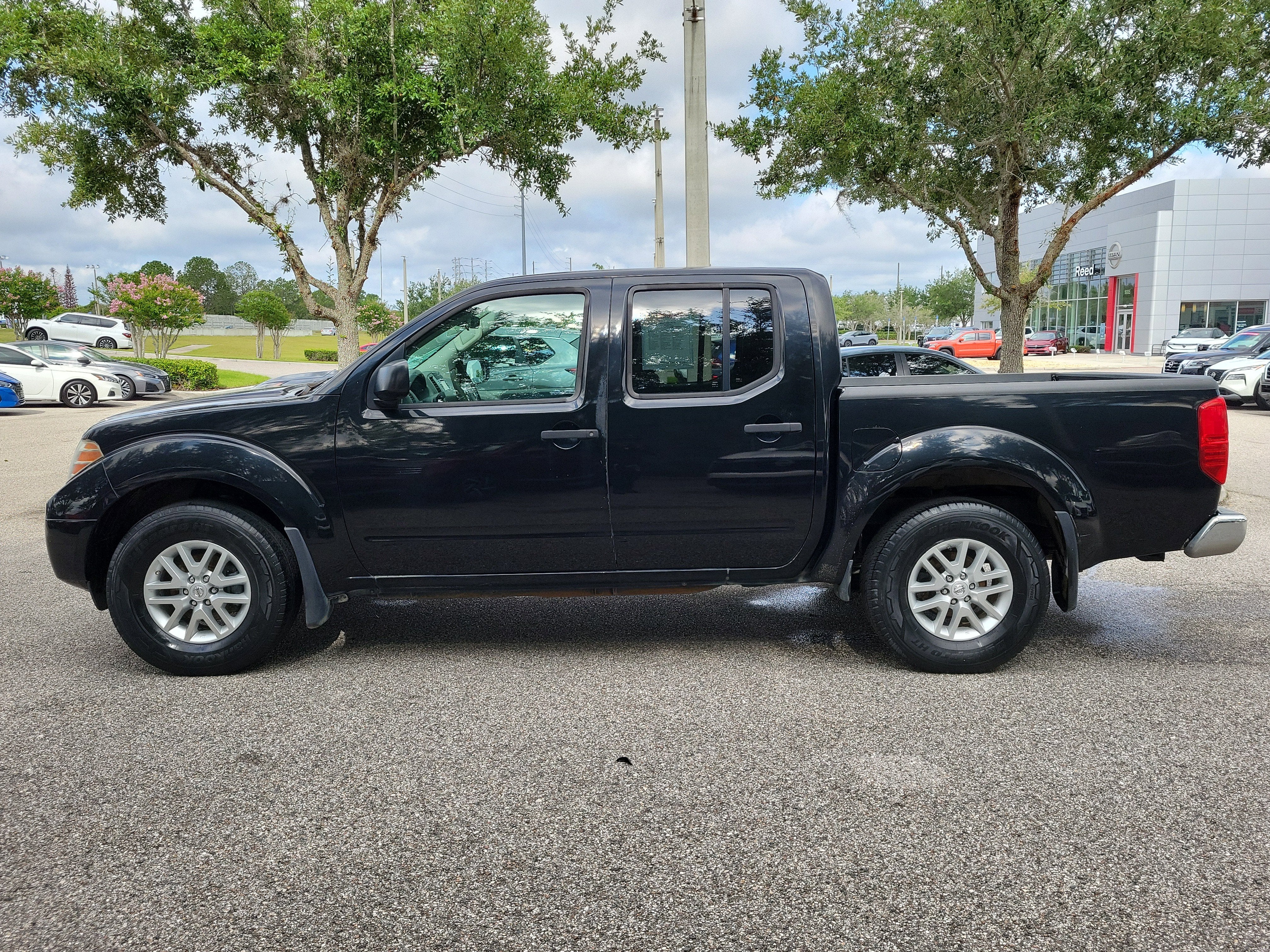 2017 Nissan Frontier SV V6