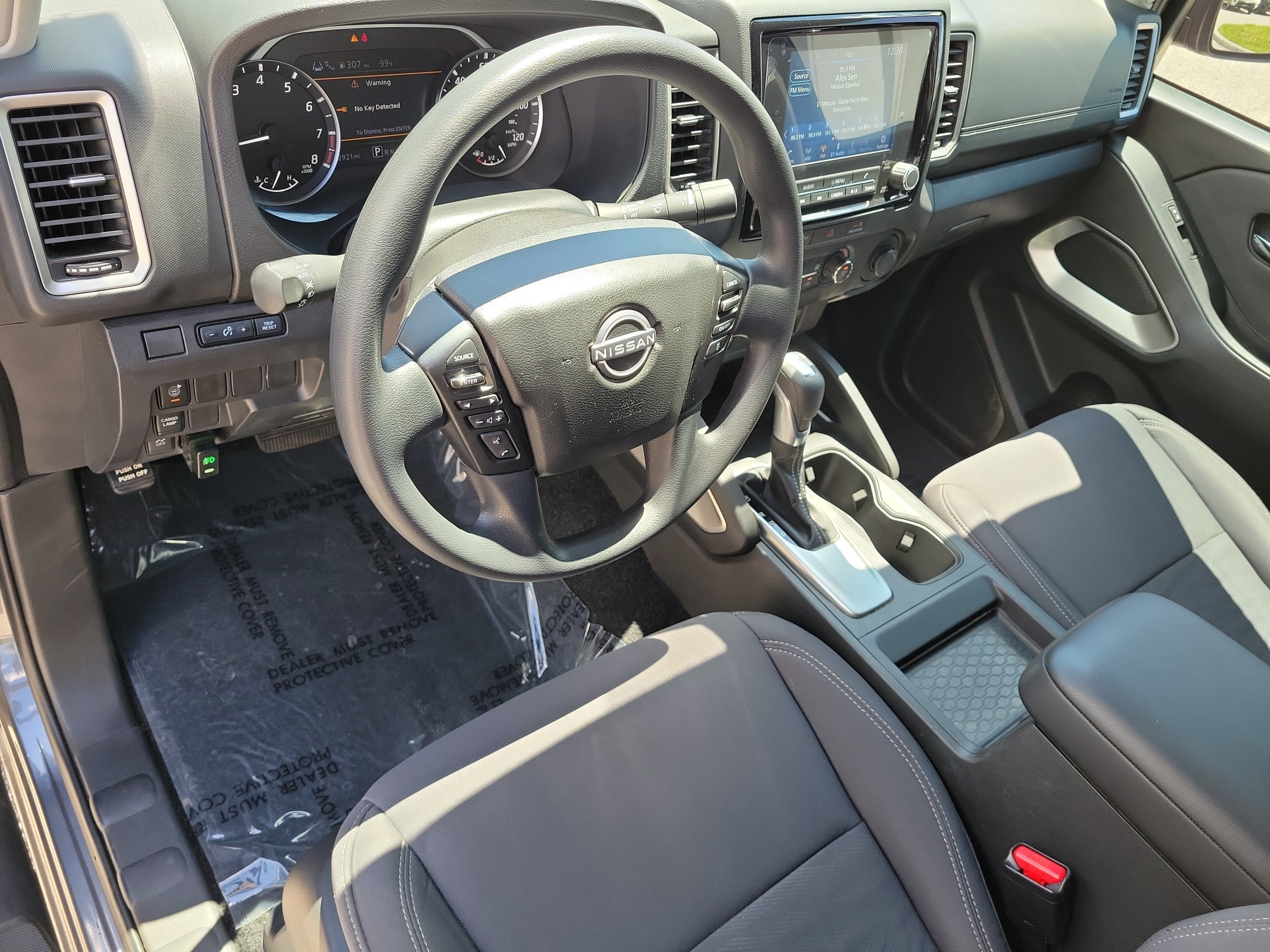 2024 Nissan Frontier SV