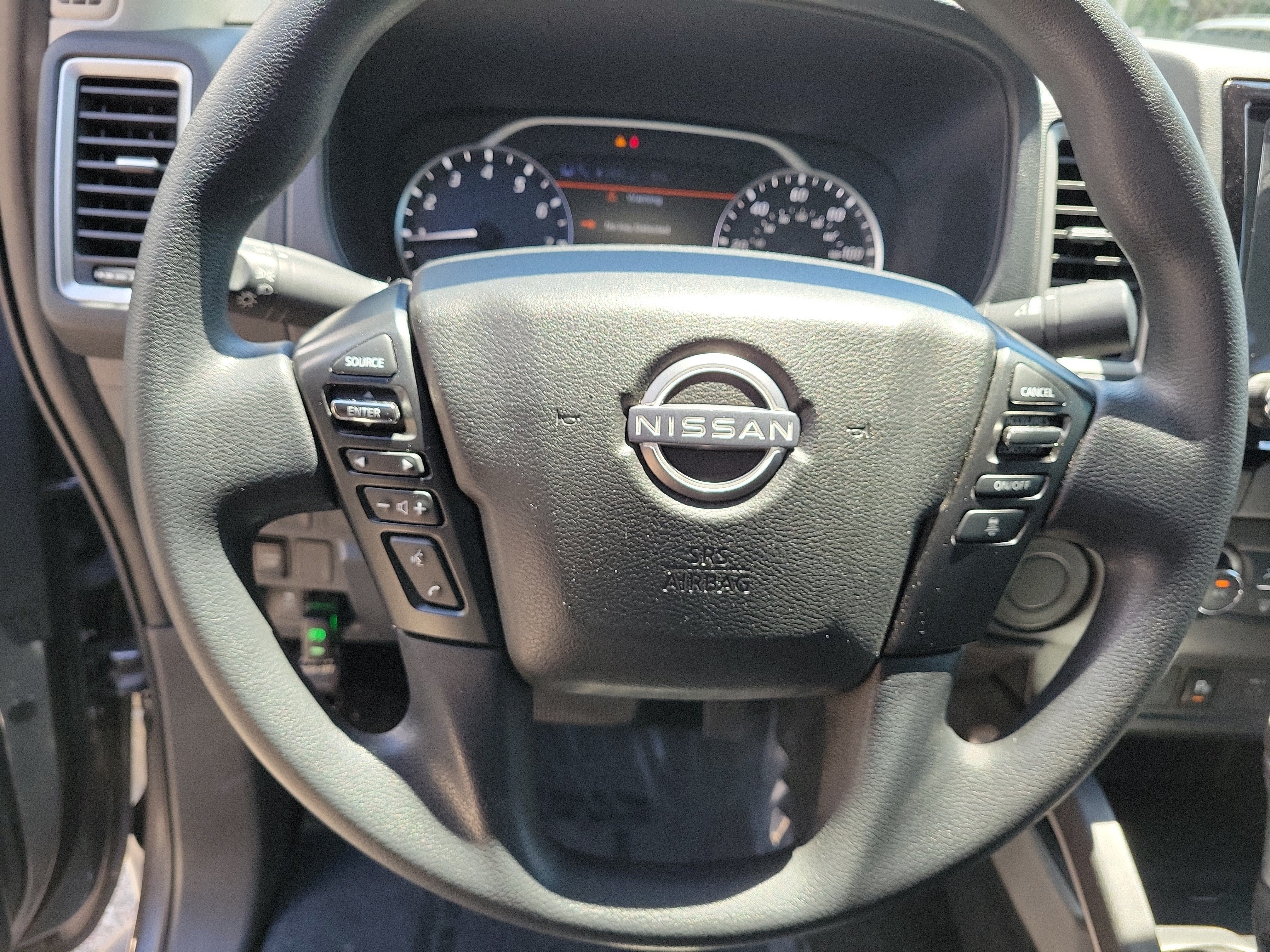 2024 Nissan Frontier SV