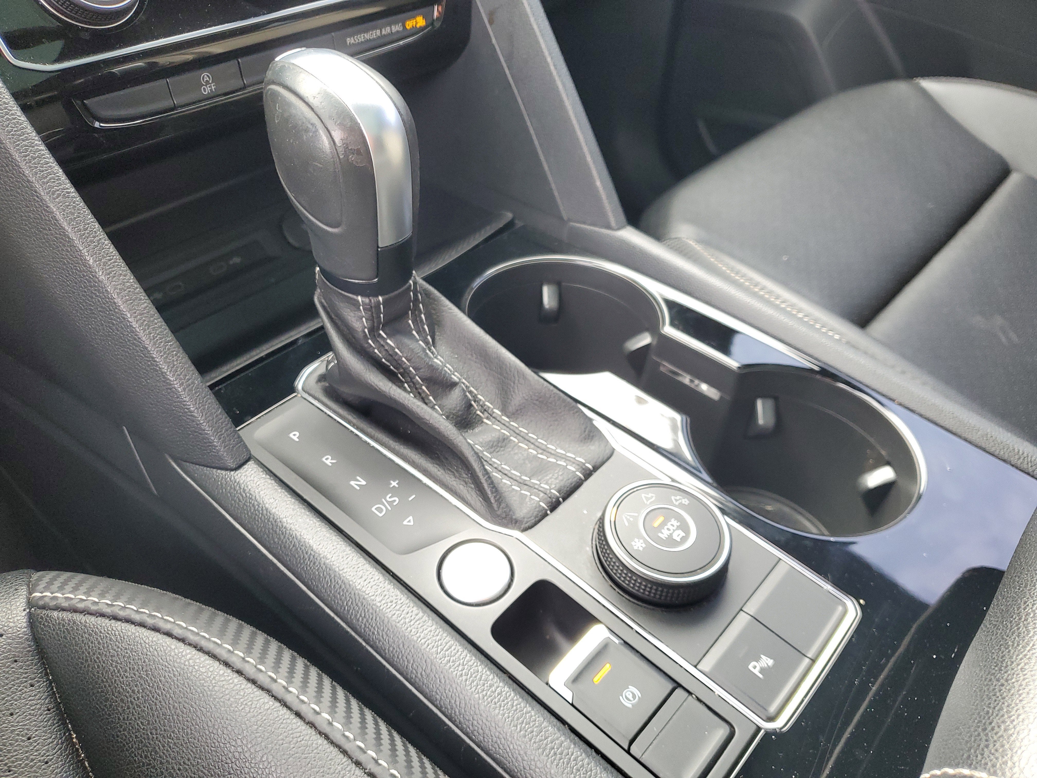 2023 Volkswagen Atlas Cross Sport 3.6L V6 SEL R-Line Black