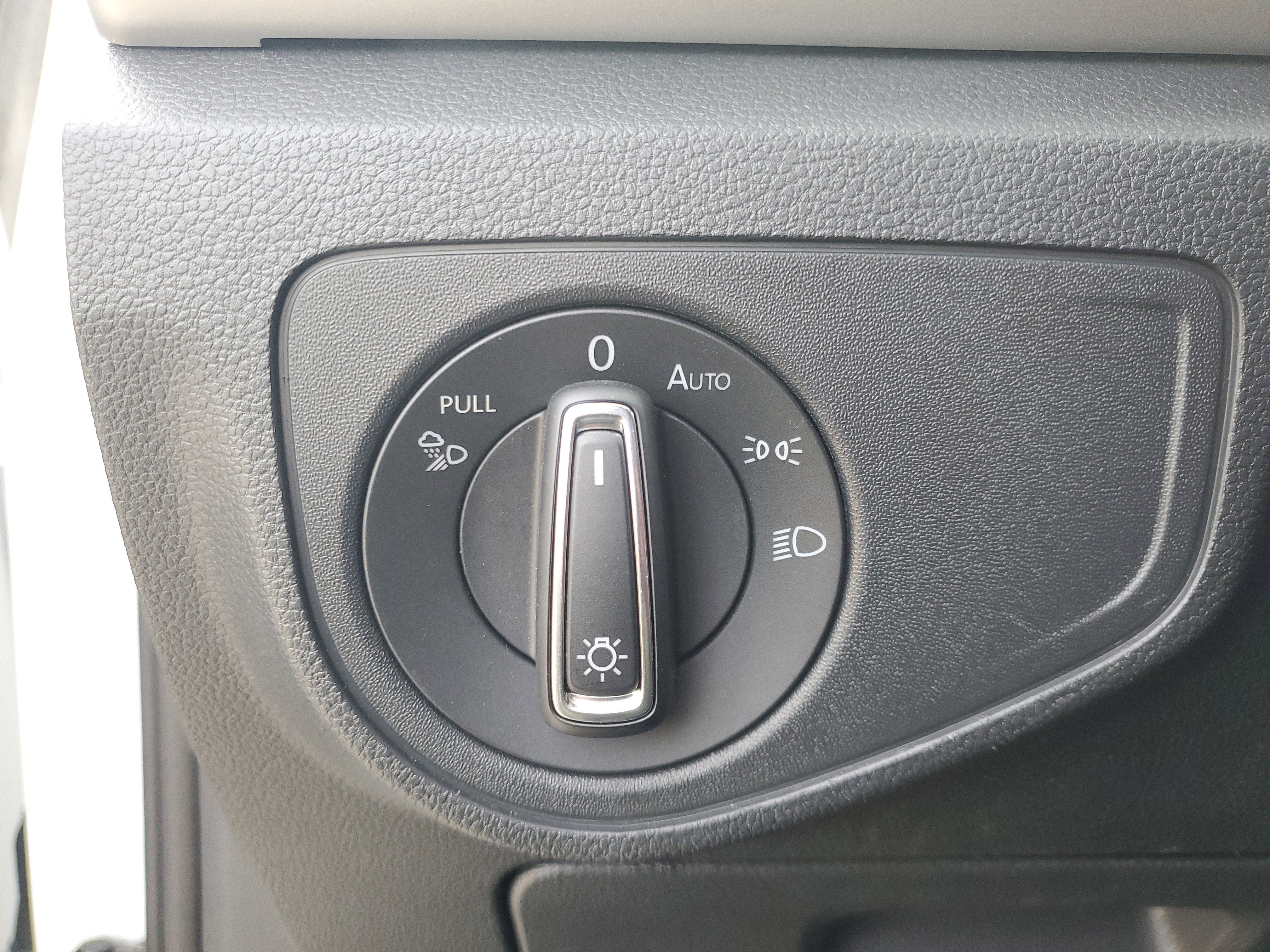 2023 Volkswagen Atlas Cross Sport 3.6L V6 SEL R-Line Black