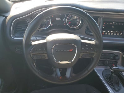 2022 Dodge Challenger SXT