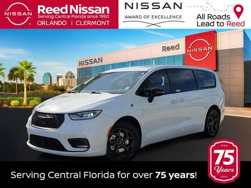 2024 Chrysler Pacifica Hybrid S Appearance Pkg