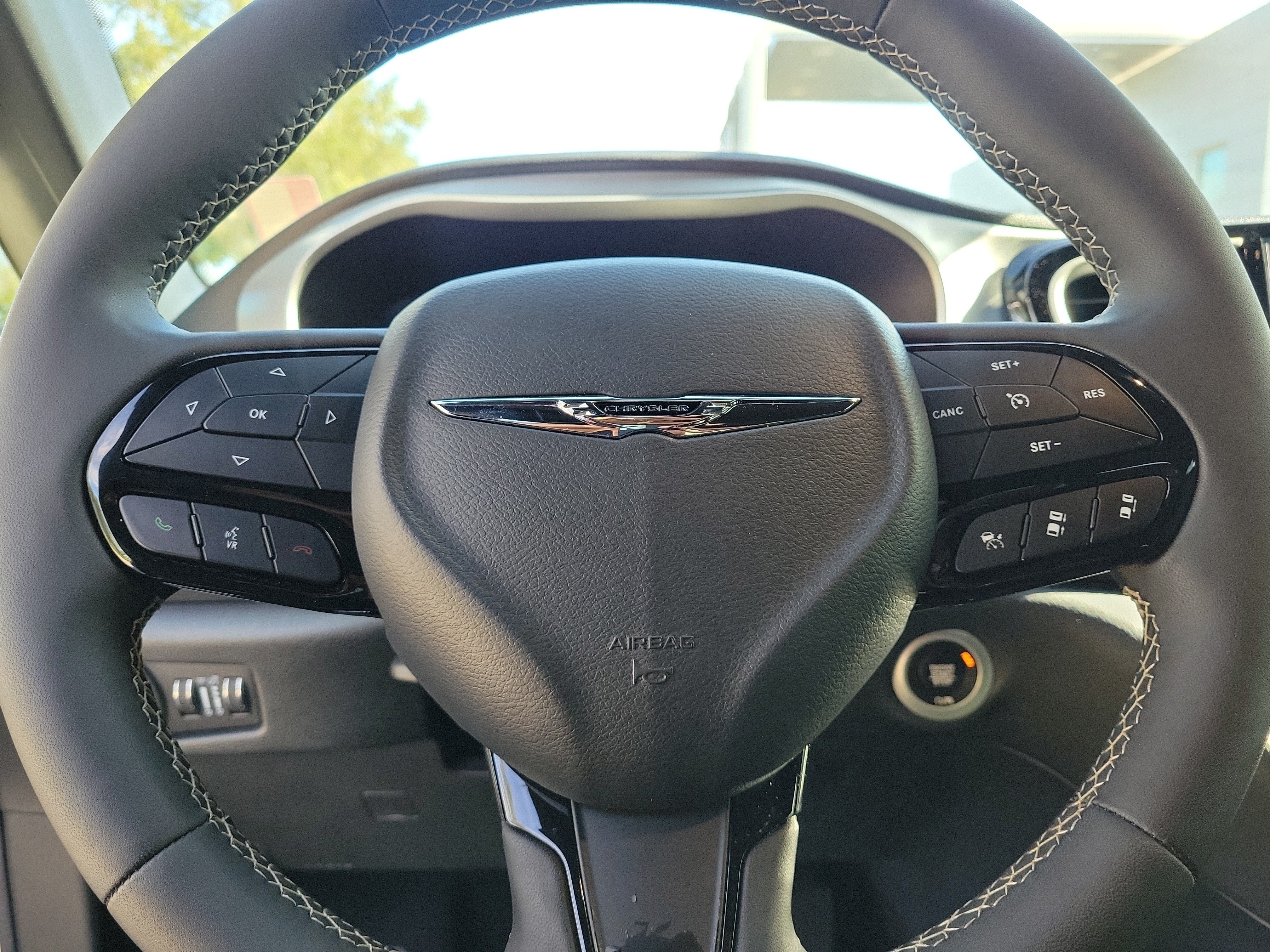 2024 Chrysler Pacifica Hybrid S Appearance Pkg
