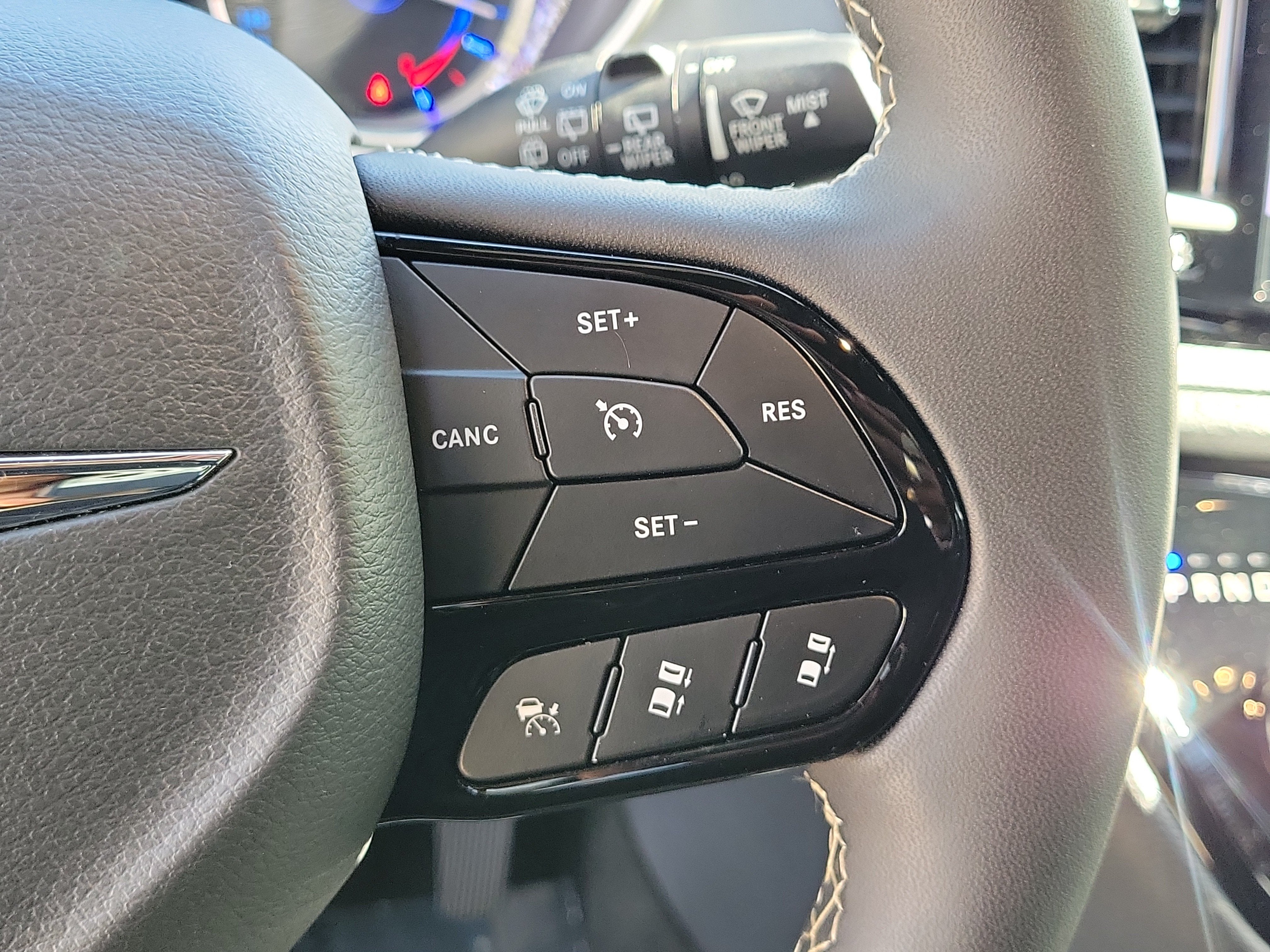 2024 Chrysler Pacifica Hybrid S Appearance Pkg