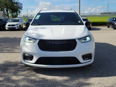 2024 Chrysler Pacifica Hybrid S Appearance Pkg