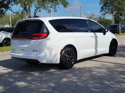 2024 Chrysler Pacifica Hybrid S Appearance Pkg