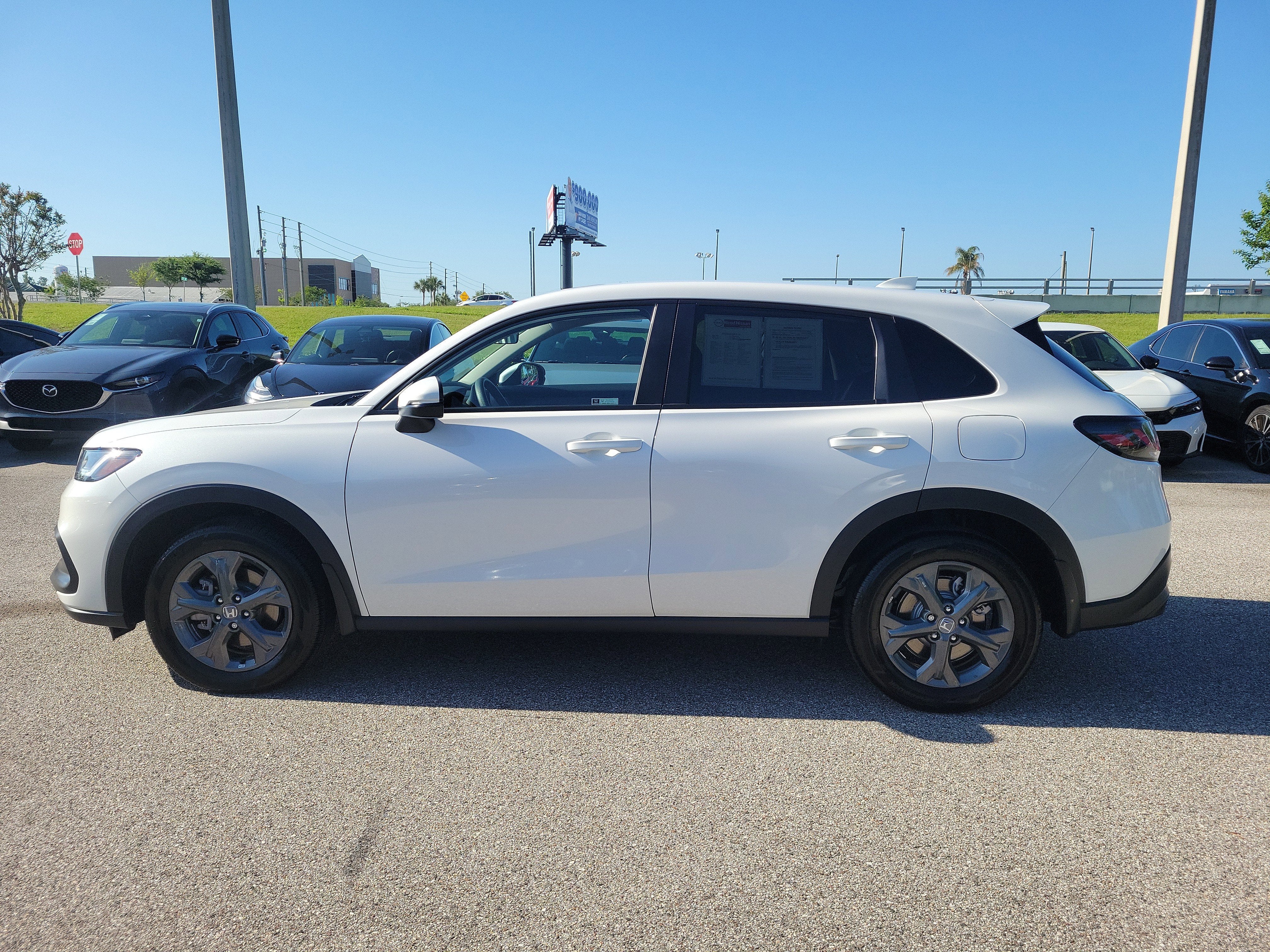 2026 Honda HR-V LX