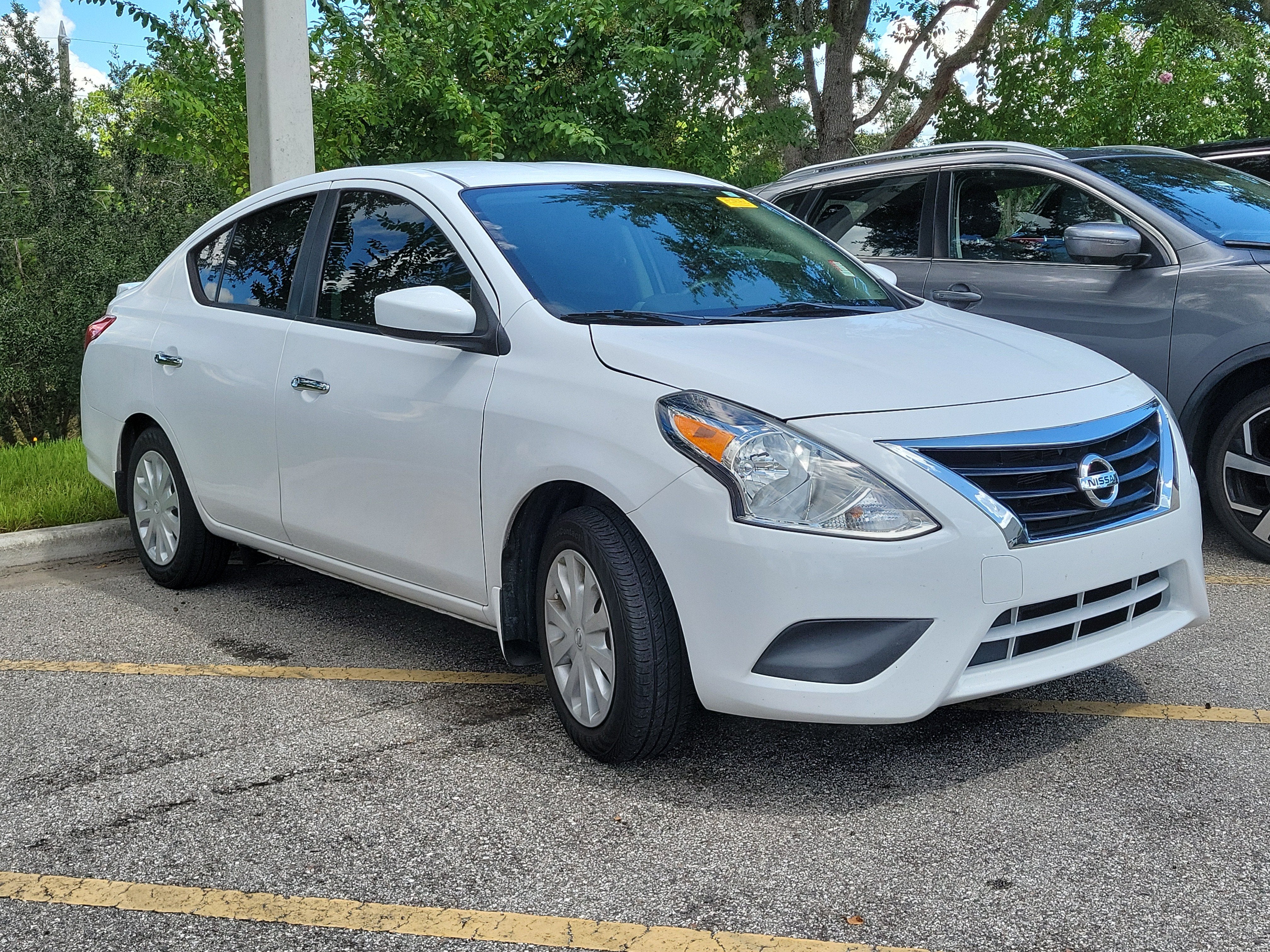 2019 Nissan Versa Sedan SV