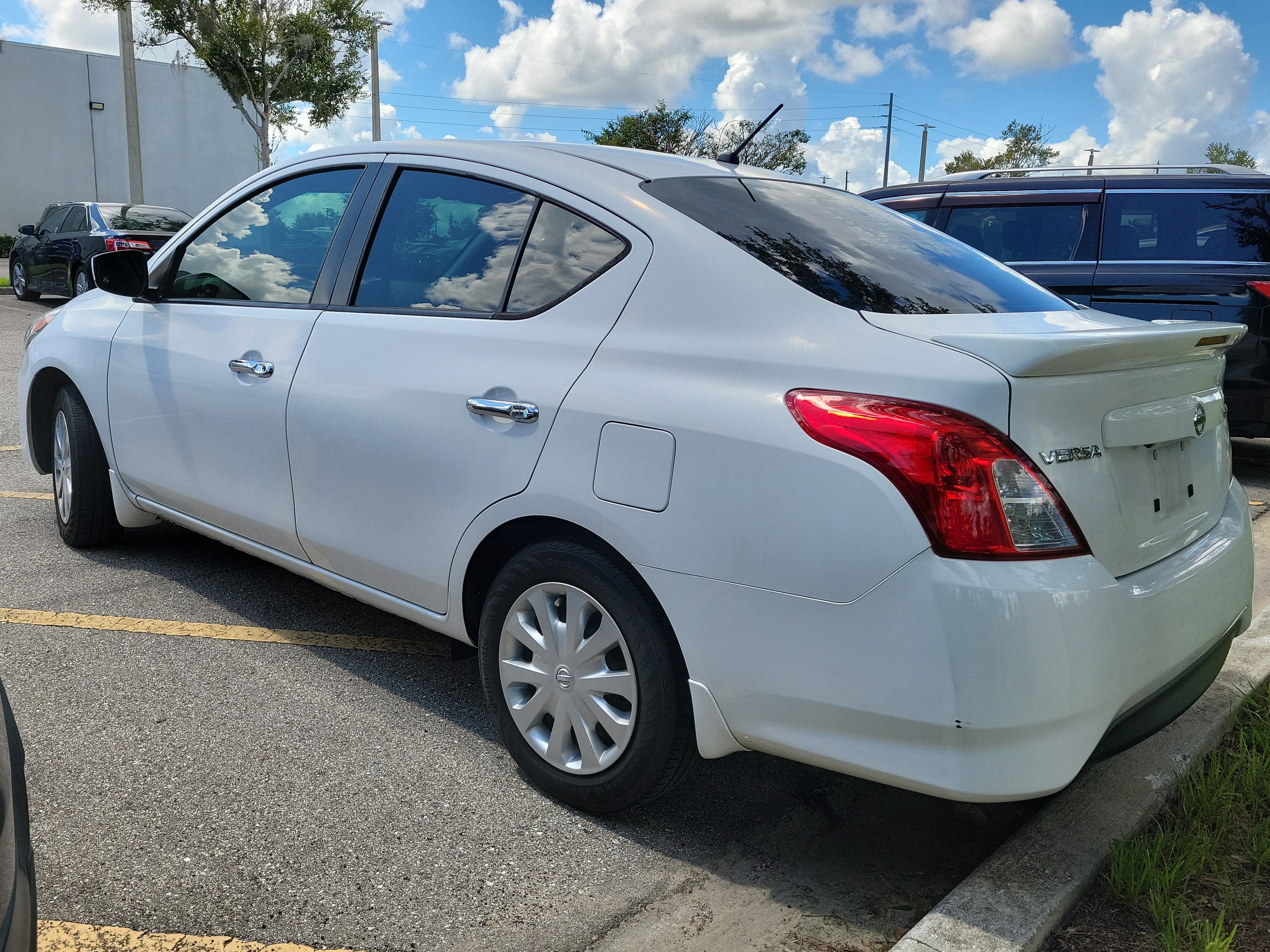 2019 Nissan Versa Sedan SV