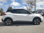 2019 Nissan Kicks SR