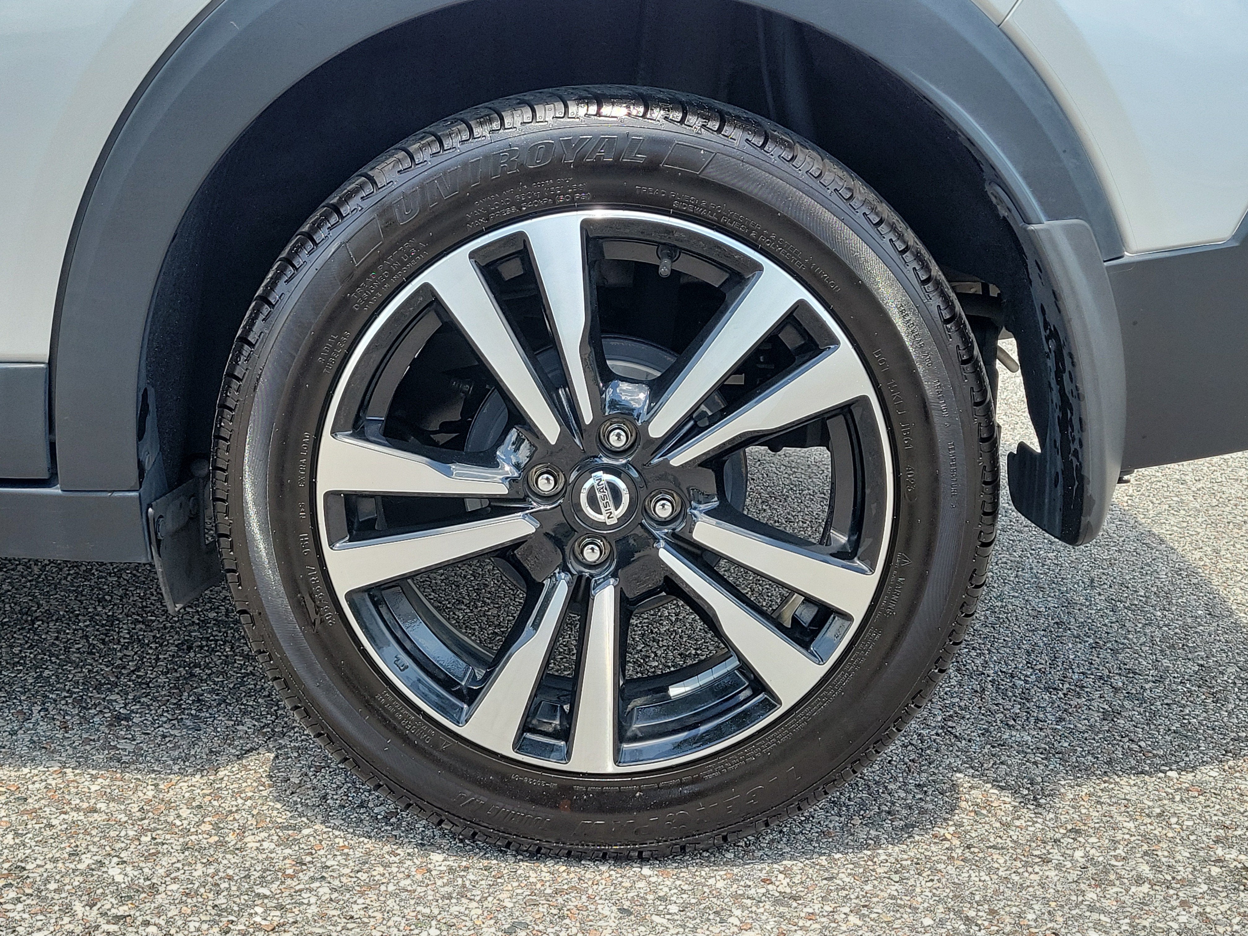 2019 Nissan Kicks SR