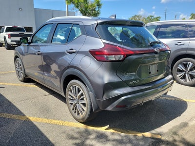 2022 Nissan Kicks SV