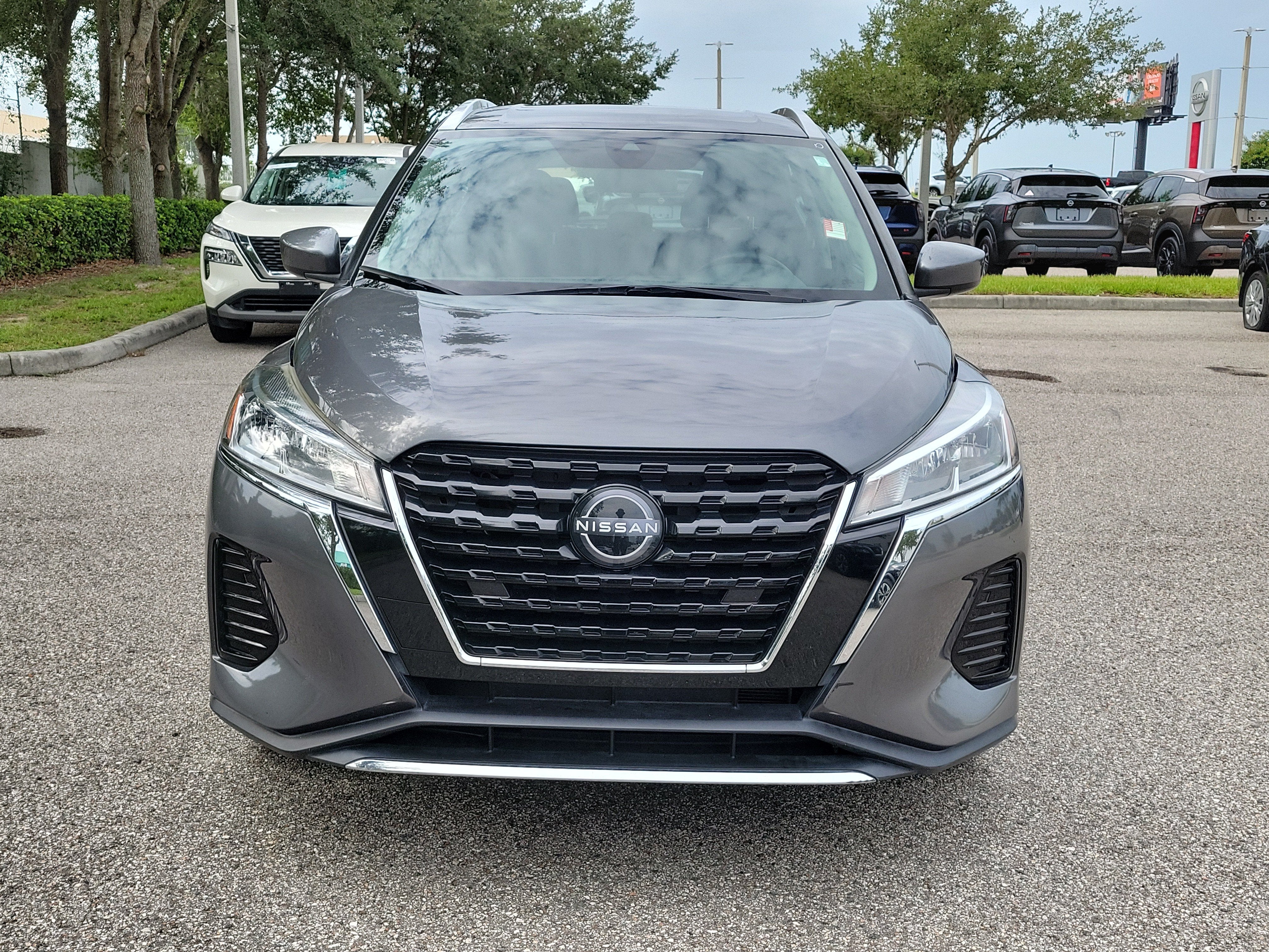 2022 Nissan Kicks SV