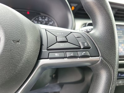 2022 Nissan Kicks SV