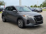 2022 Nissan Kicks SV
