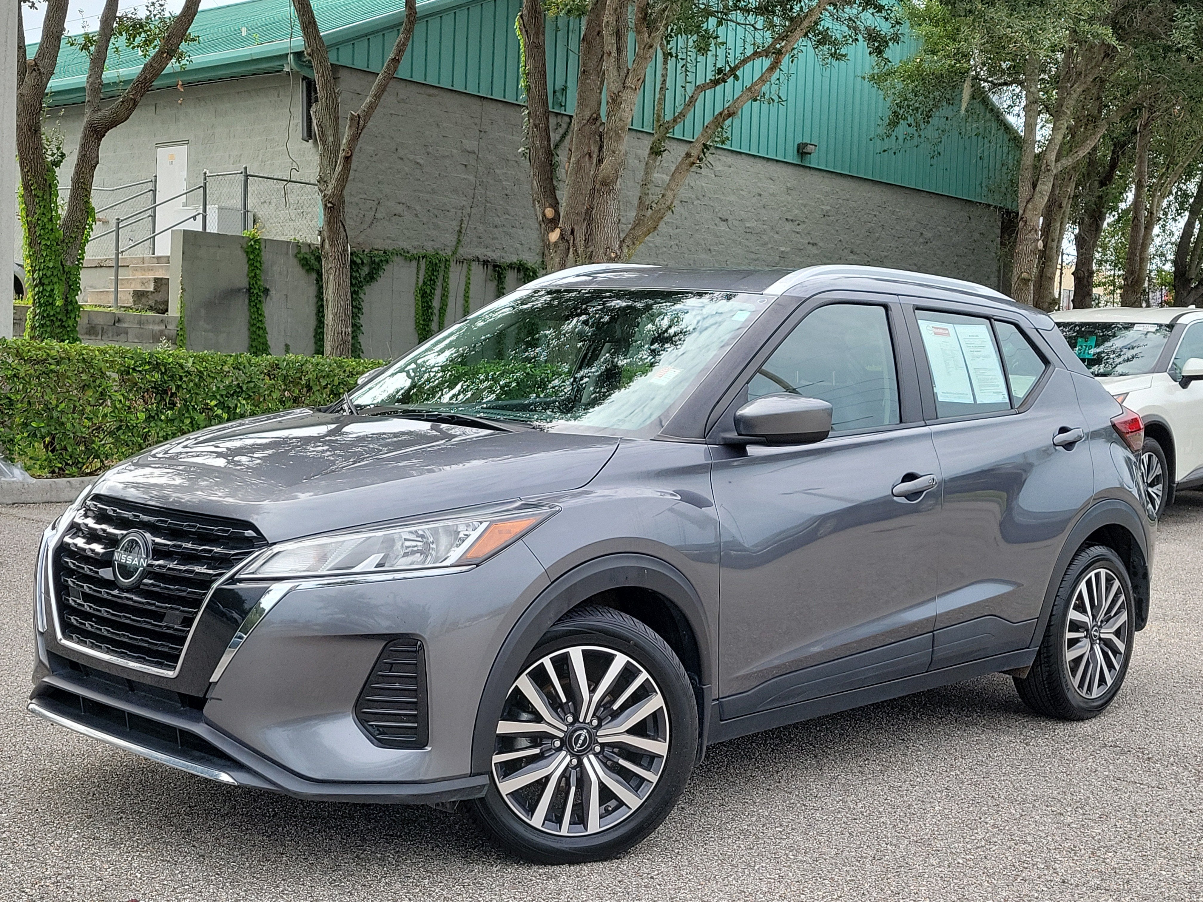 2022 Nissan Kicks SV