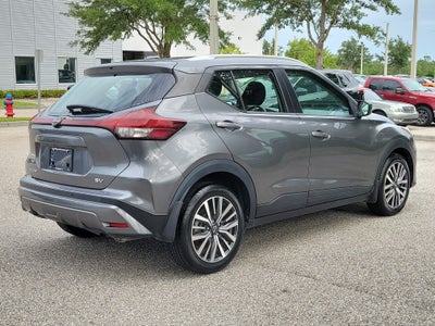 2022 Nissan Kicks SV