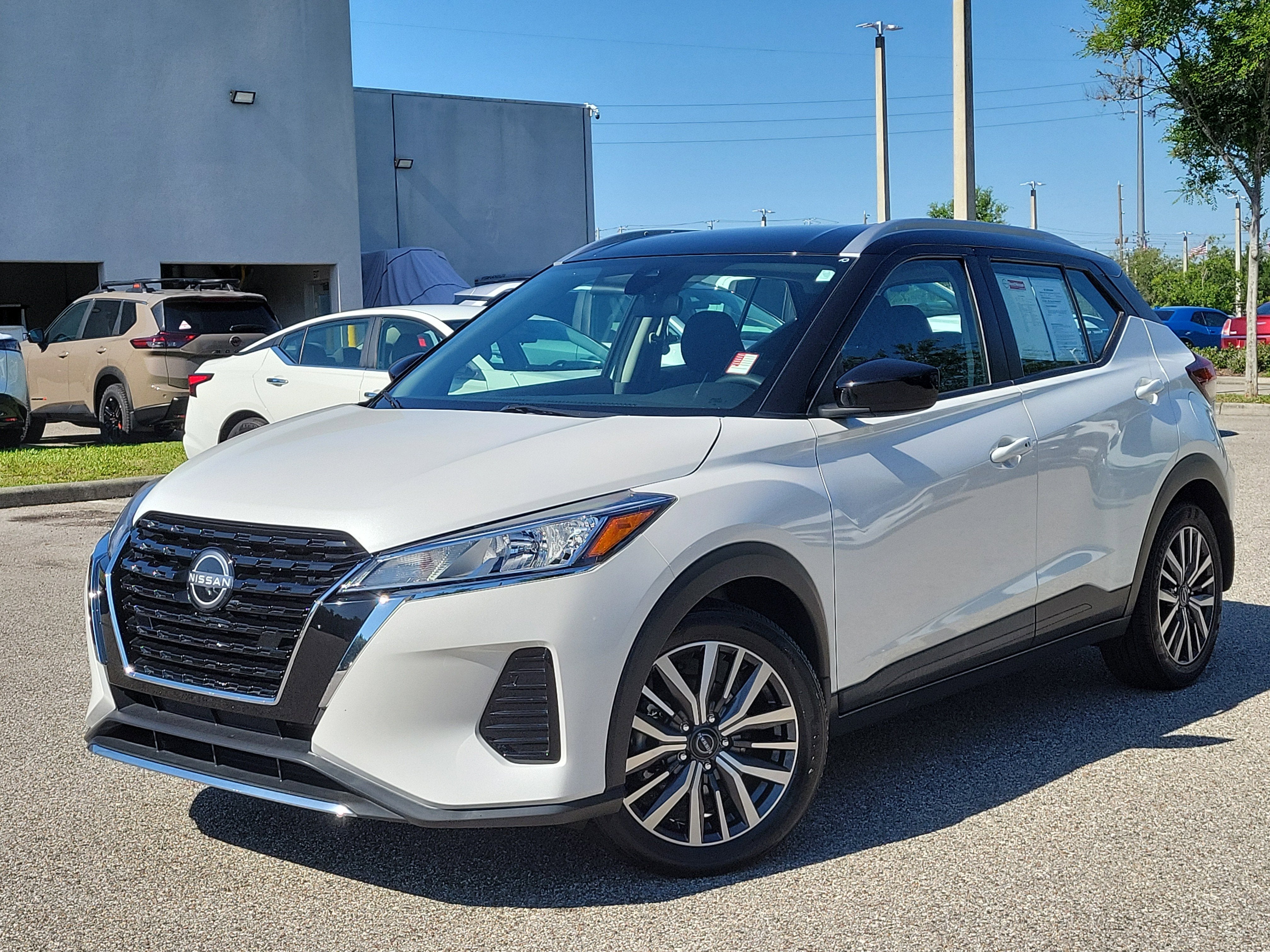 2023 Nissan Kicks SV