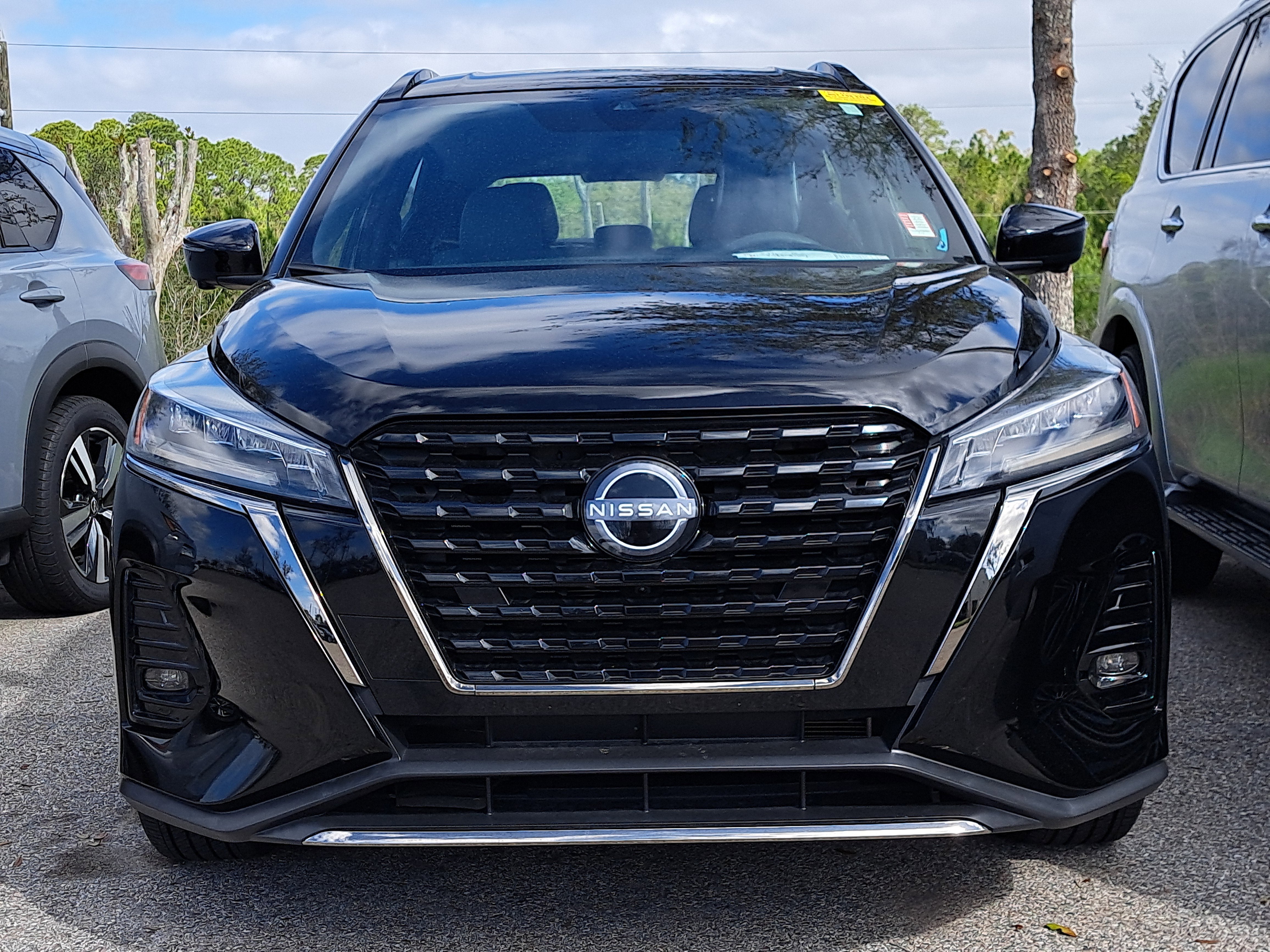 2024 Nissan Kicks SR