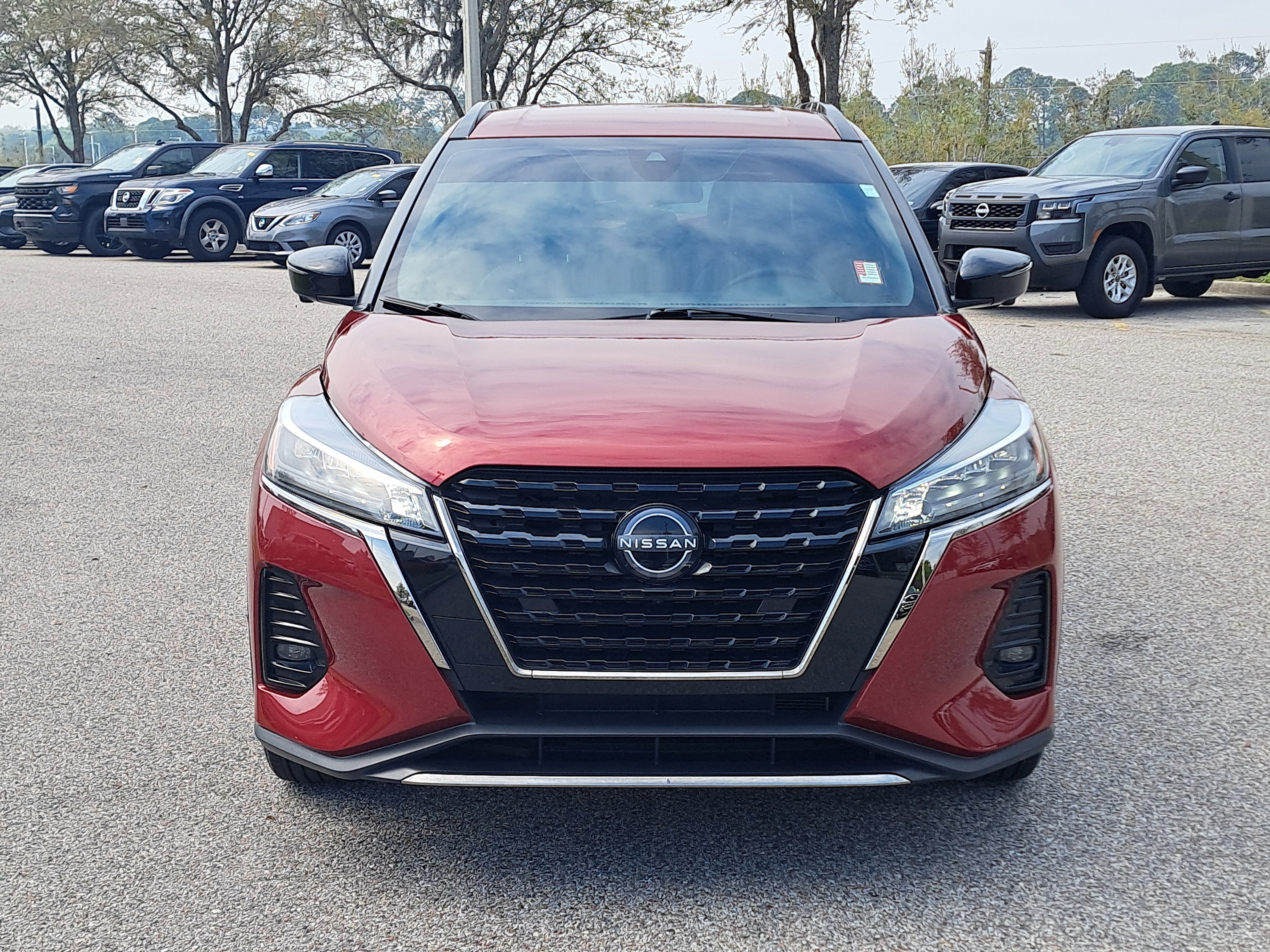 2024 Nissan Kicks SR