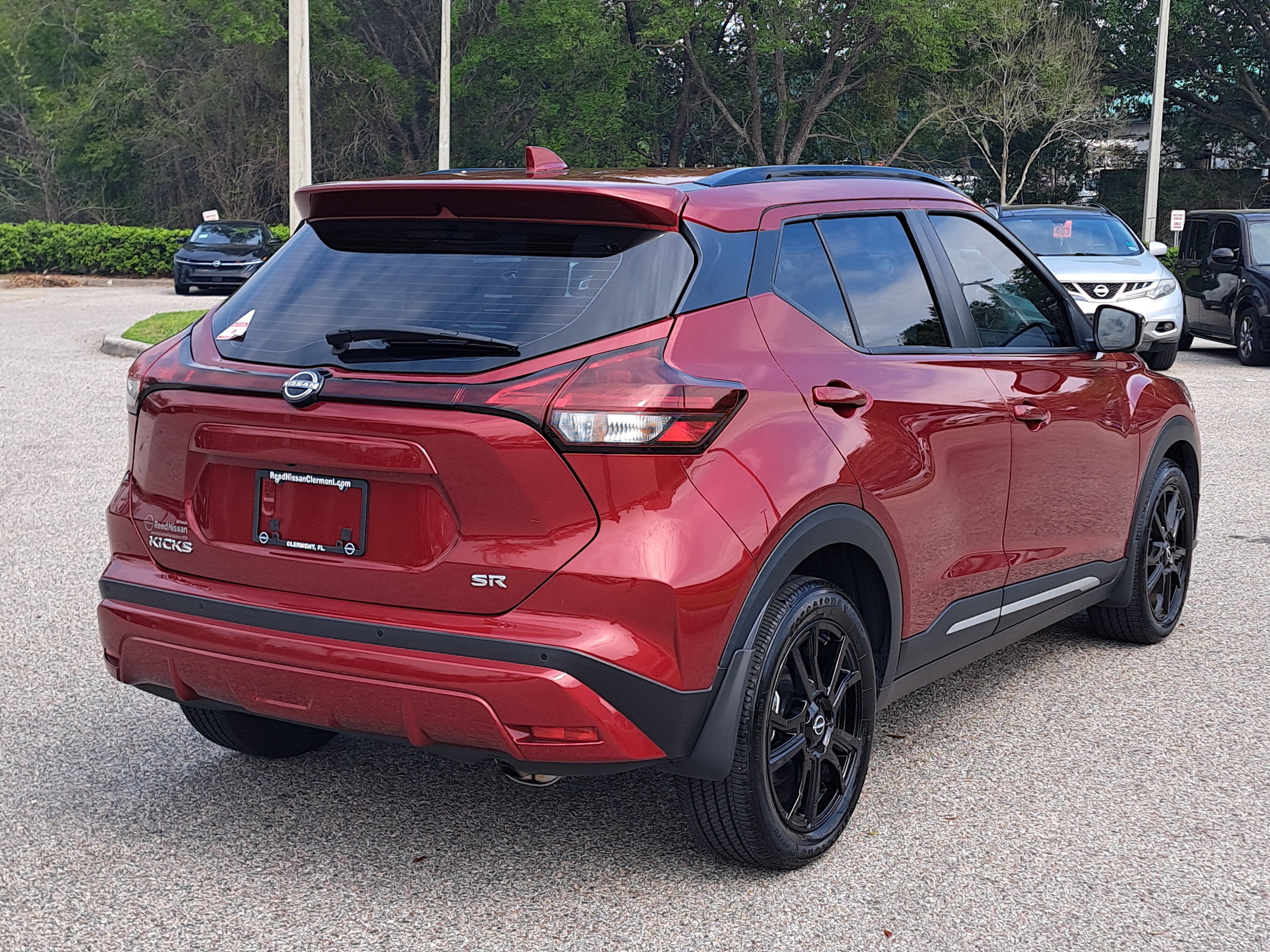 2024 Nissan Kicks SR