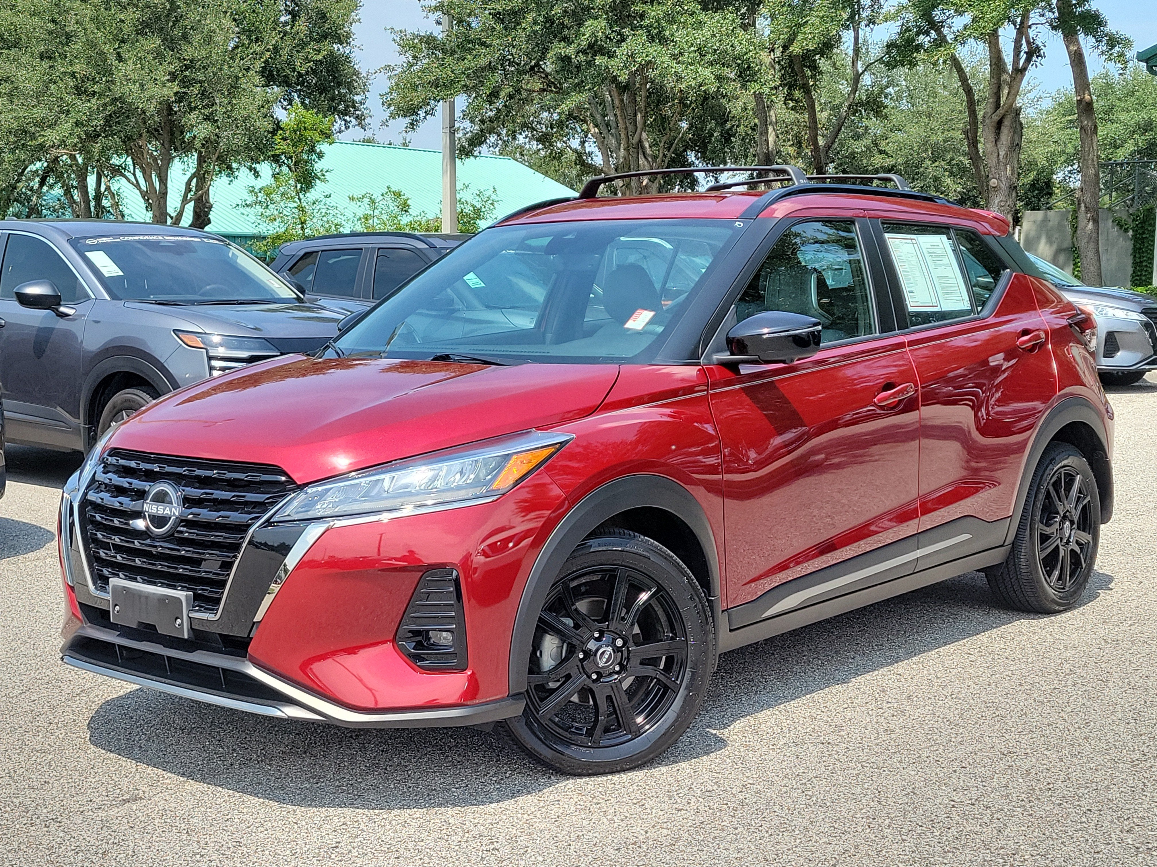 2024 Nissan Kicks SR