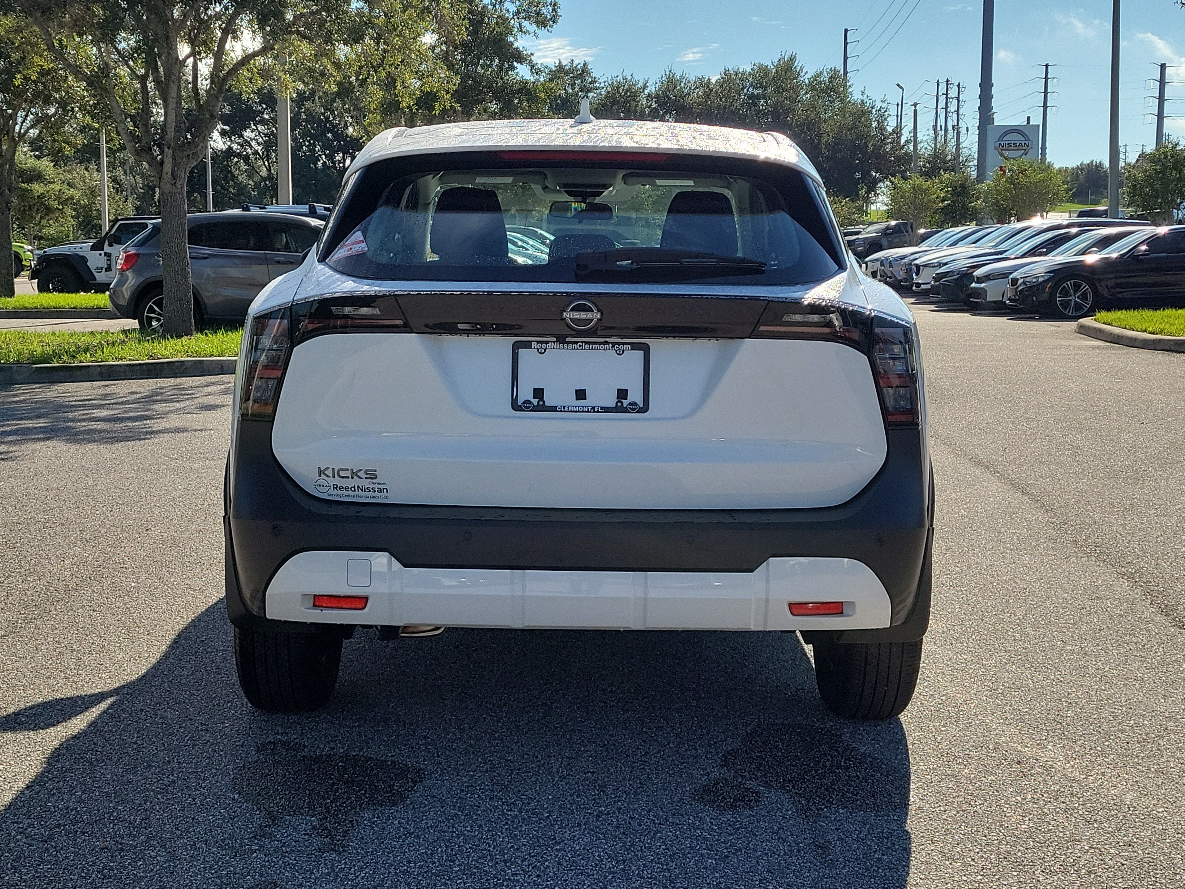 2025 Nissan Kicks S